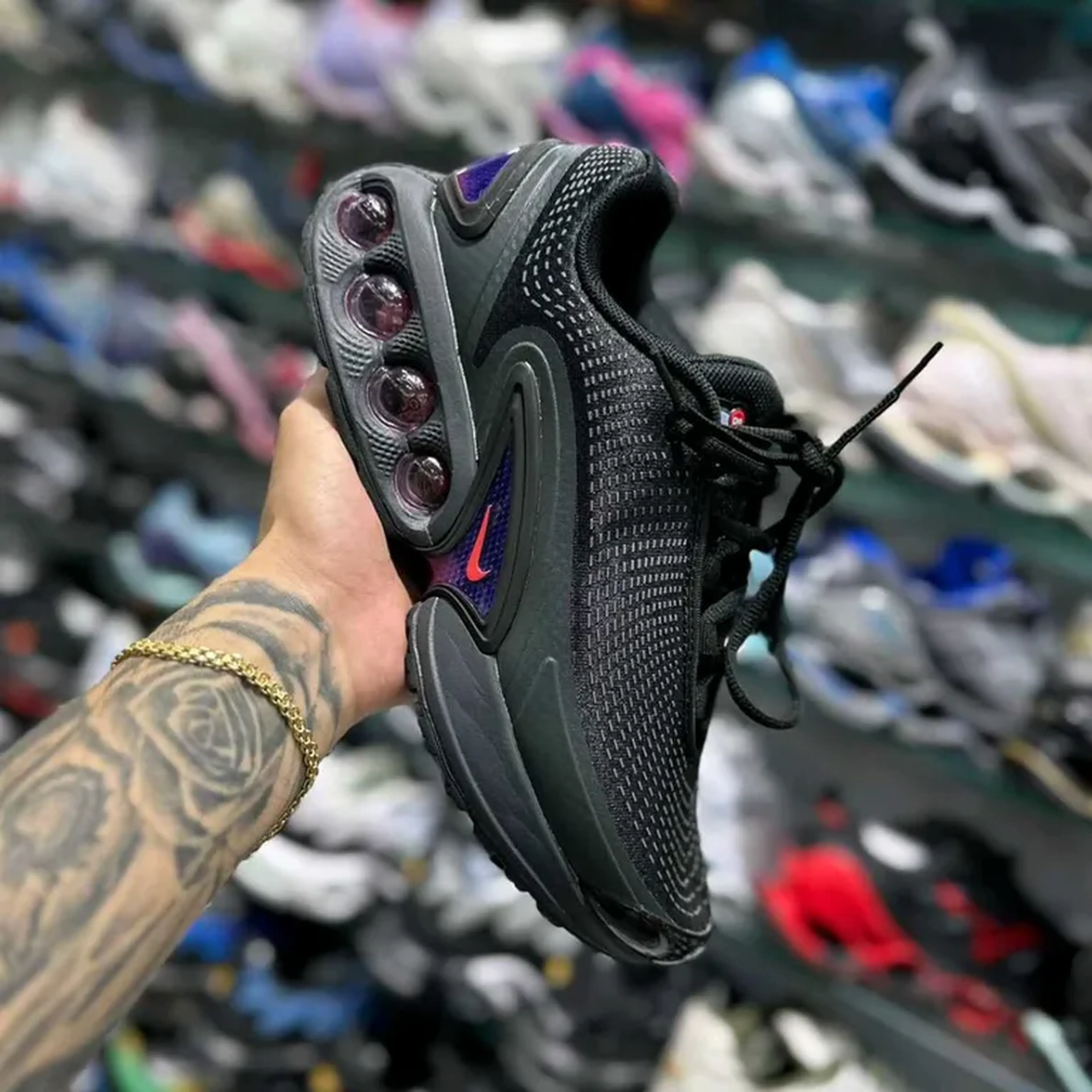 Nike DN preto imagem