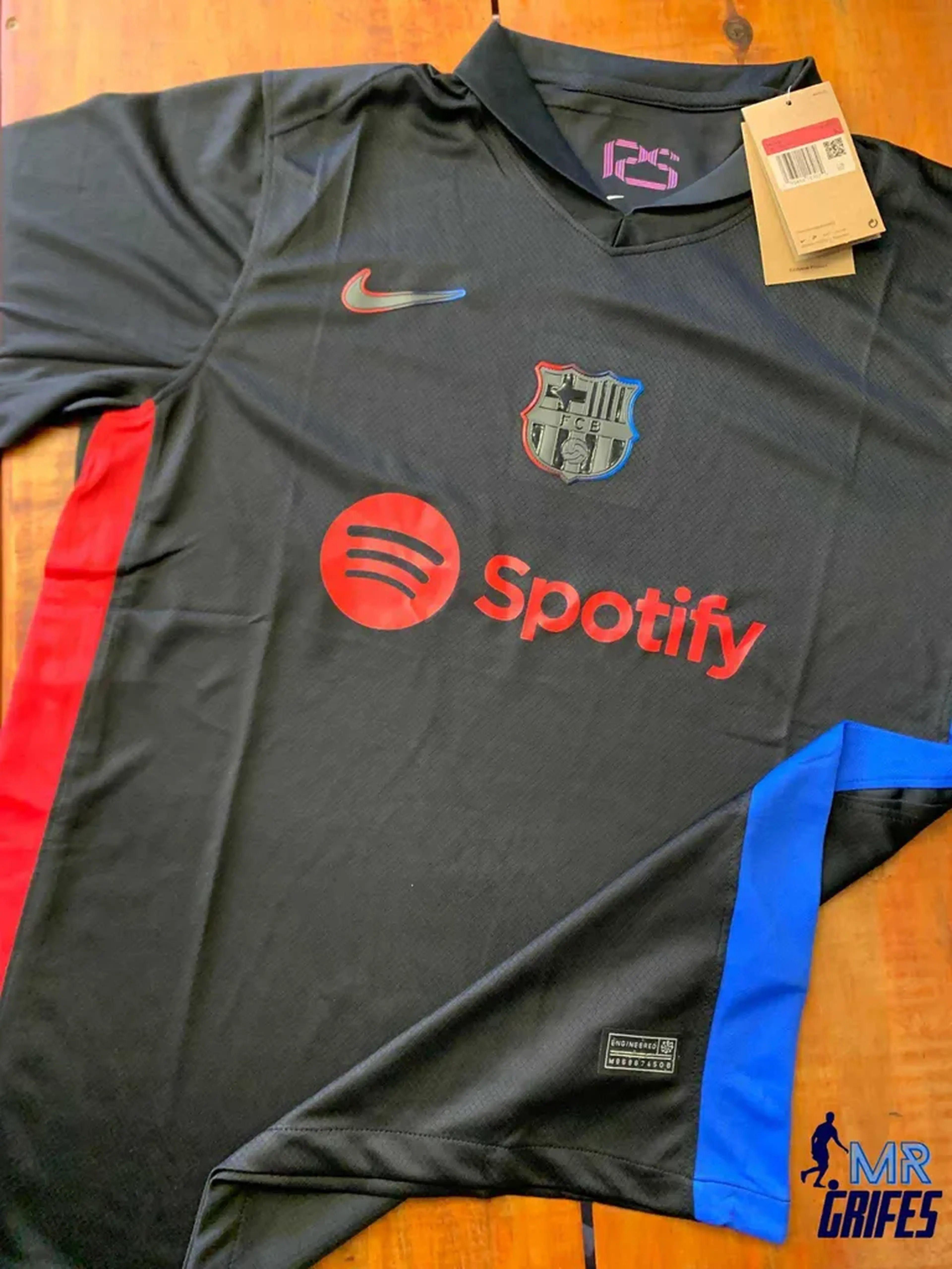 Uniforme Barcelona II 2024 imagem