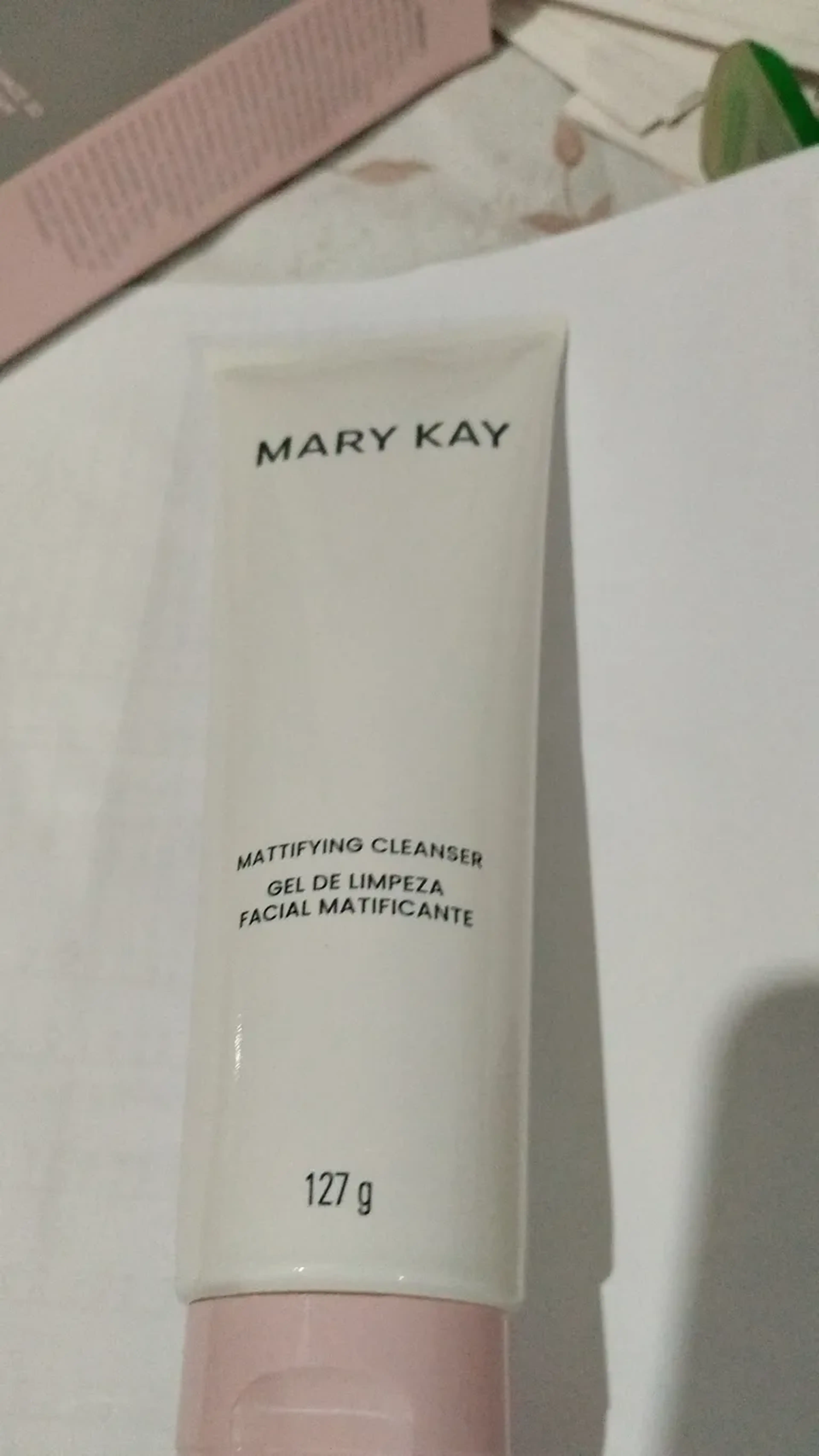 Gel de limpeza facial matificante imagem