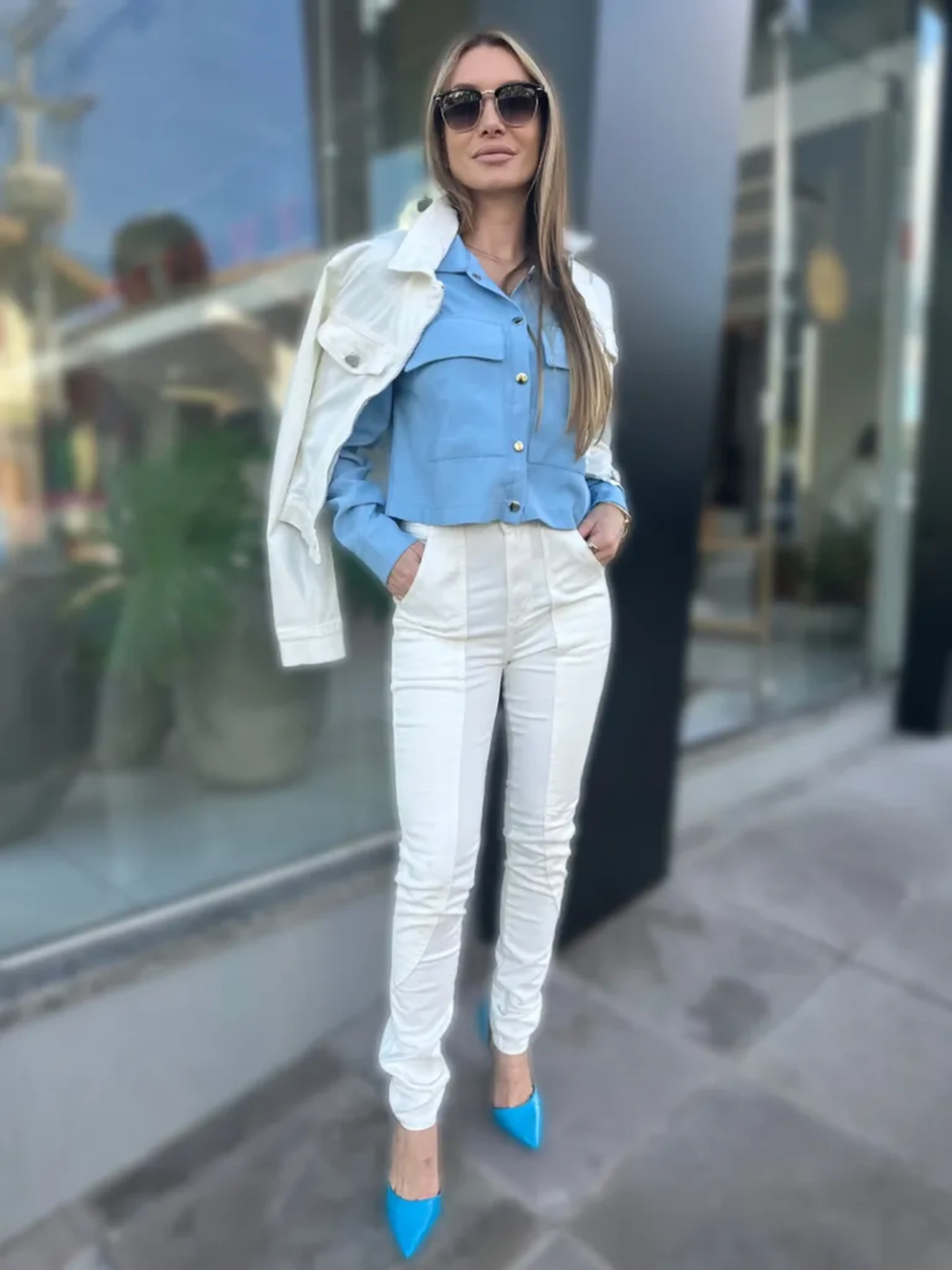 Calça sarja skinny super high imagem