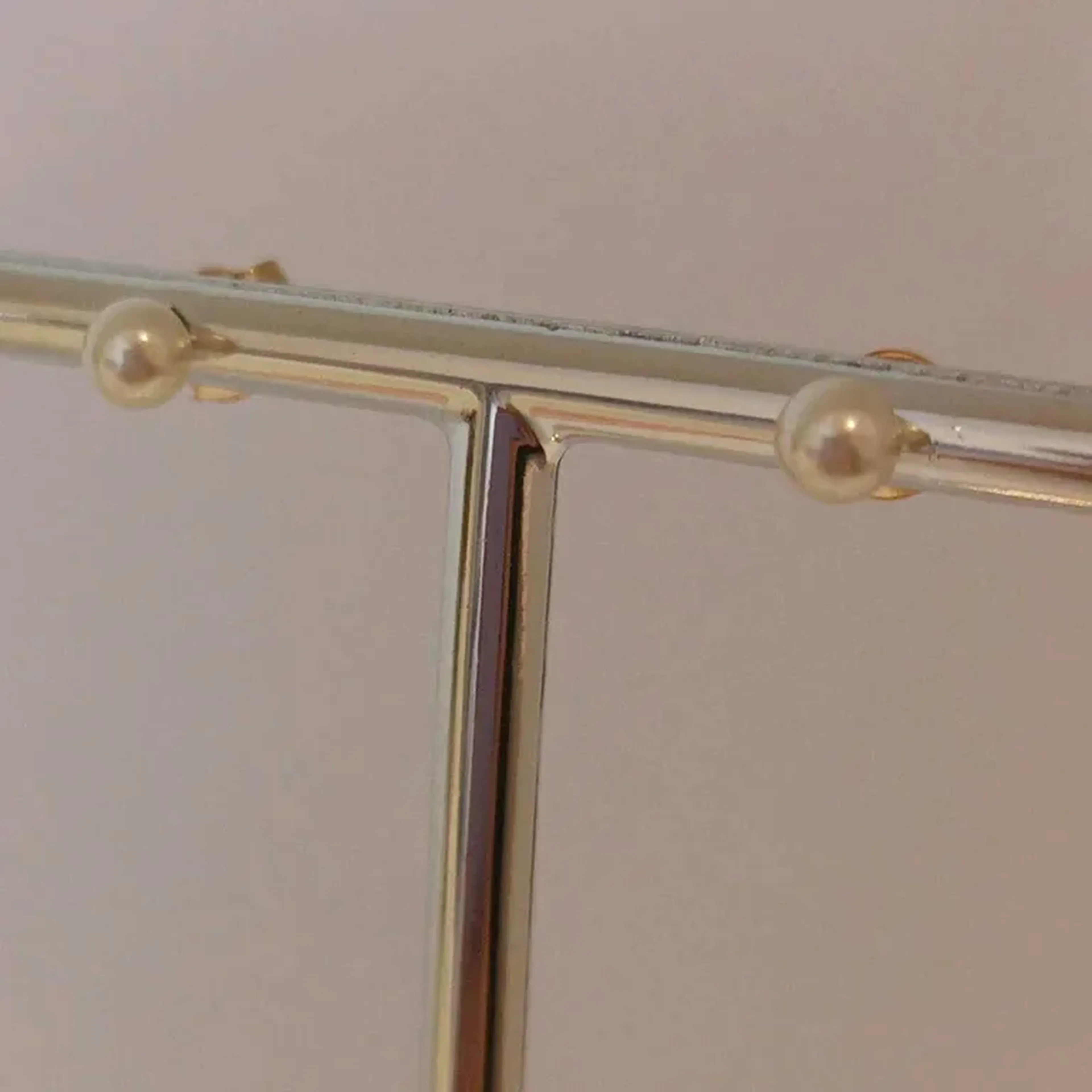 Brincos de Pérola 4mm BL187 FLH imagem