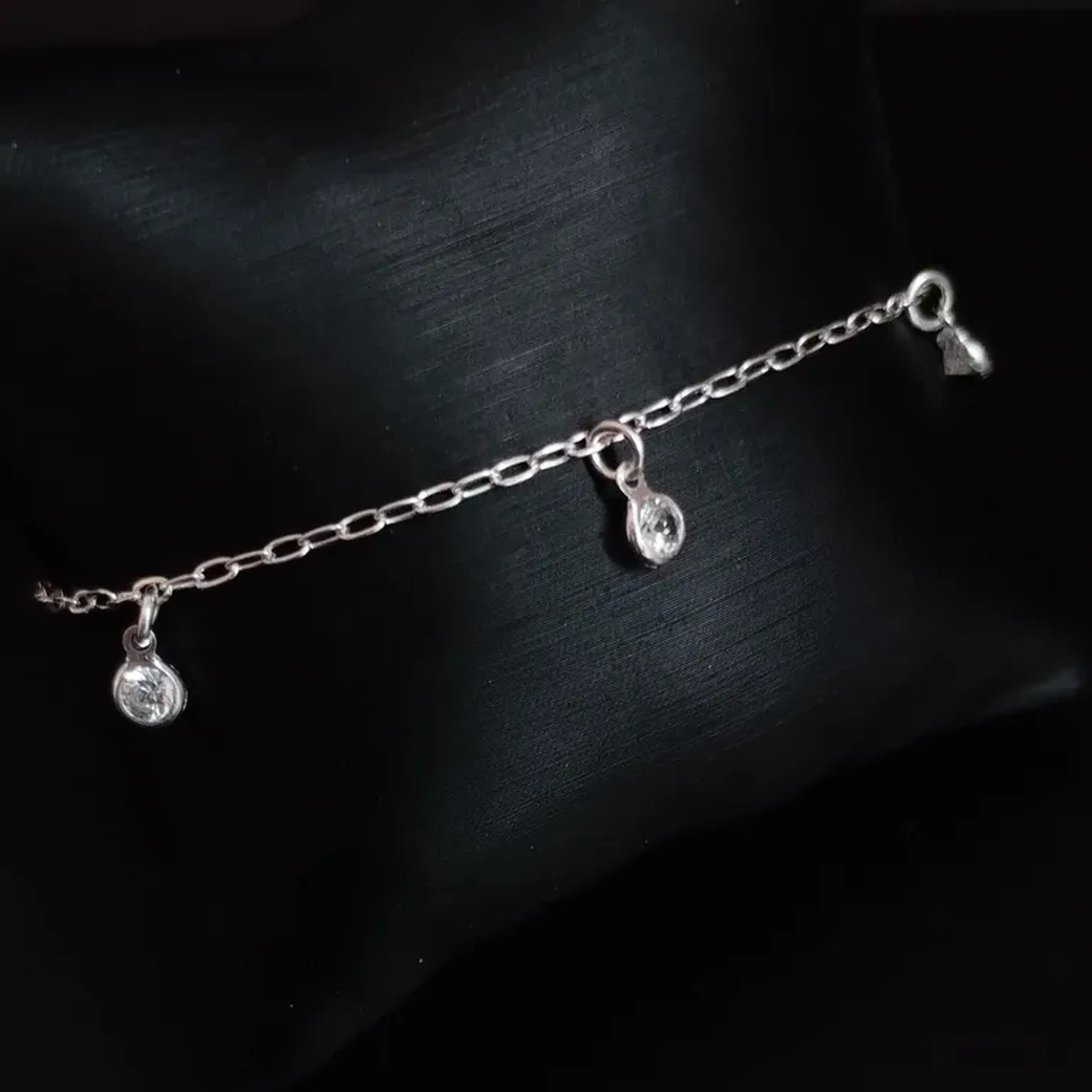 Pulsera com Zircônia imagem