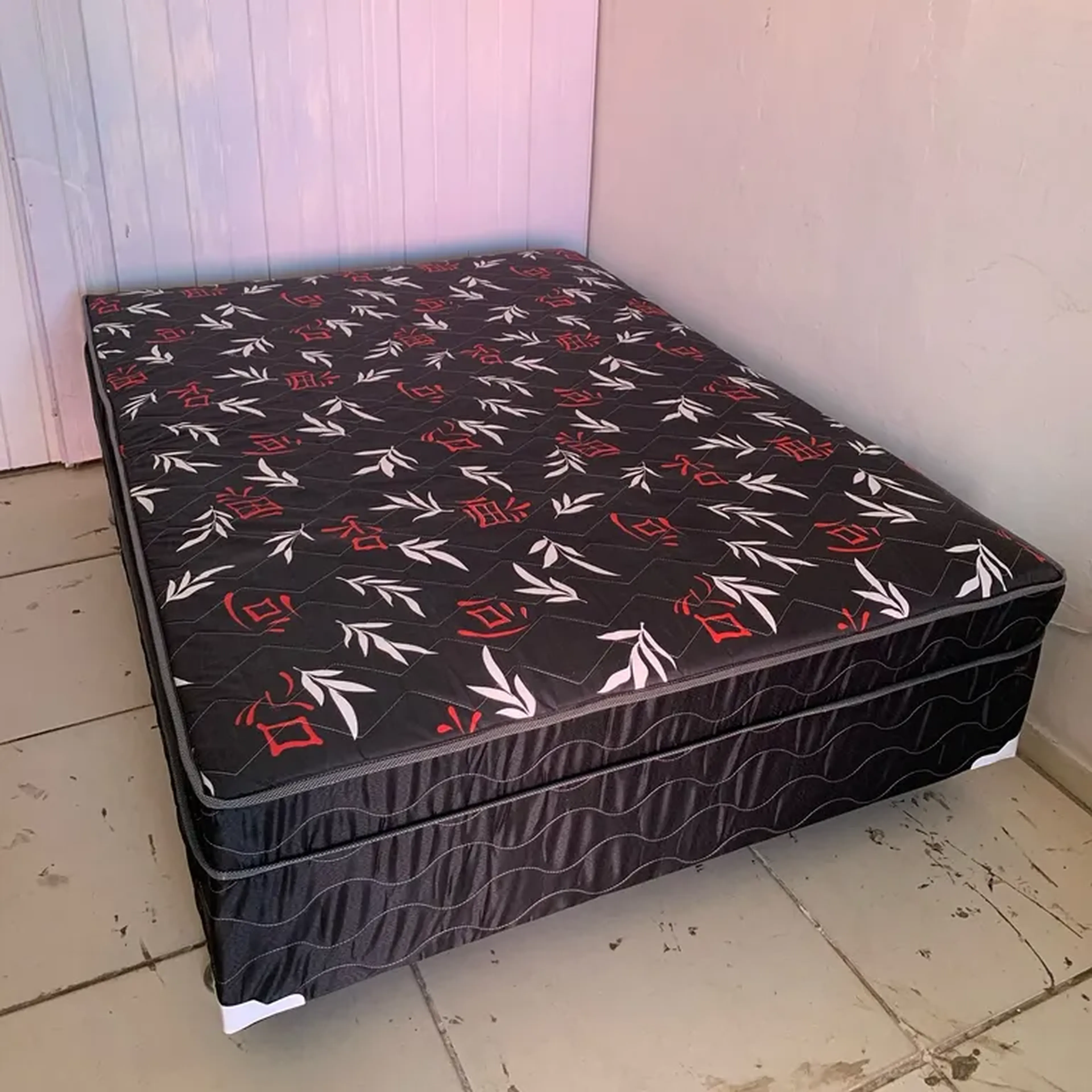 CAMA BOX CASAL Estofada imagem