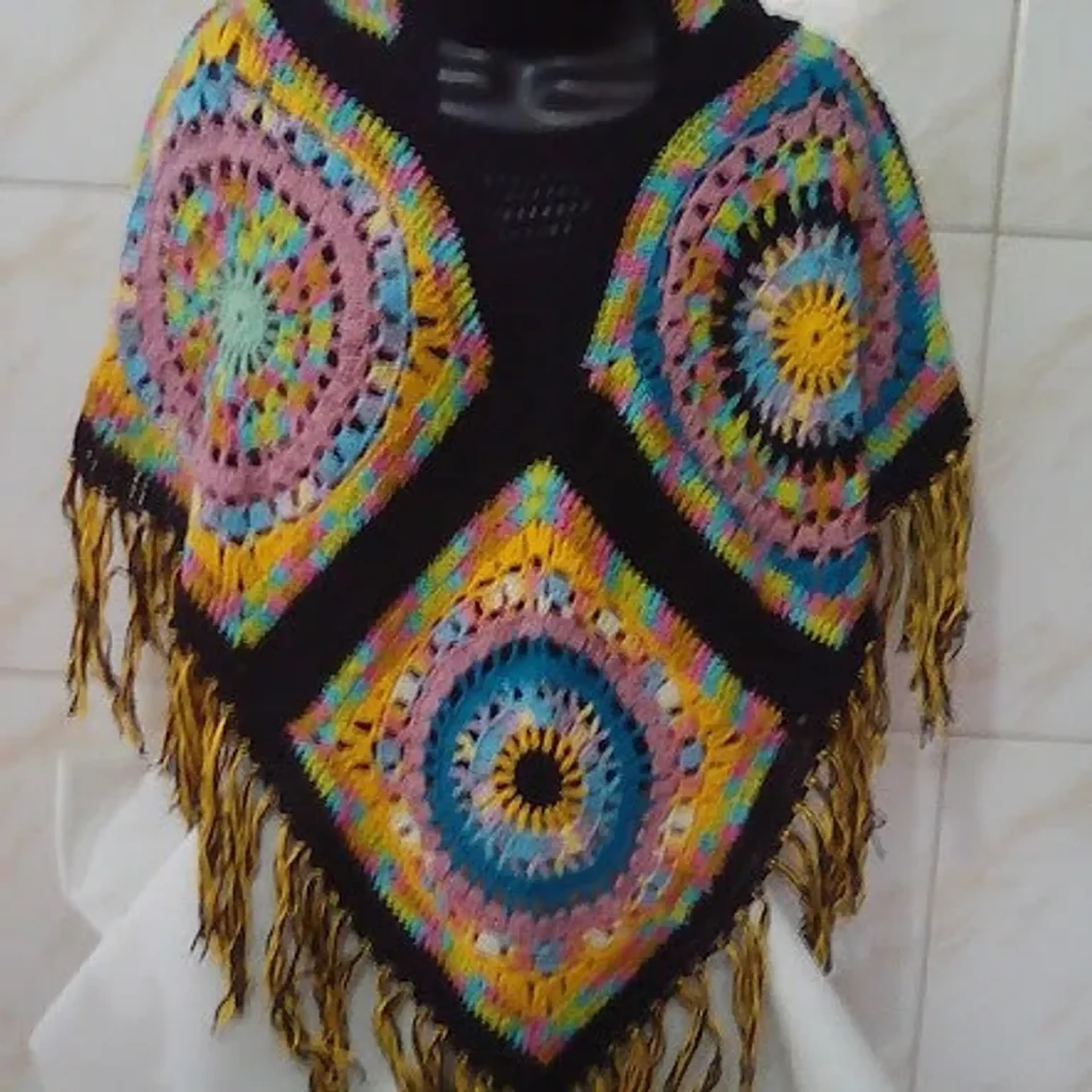 Poncho Square imagem