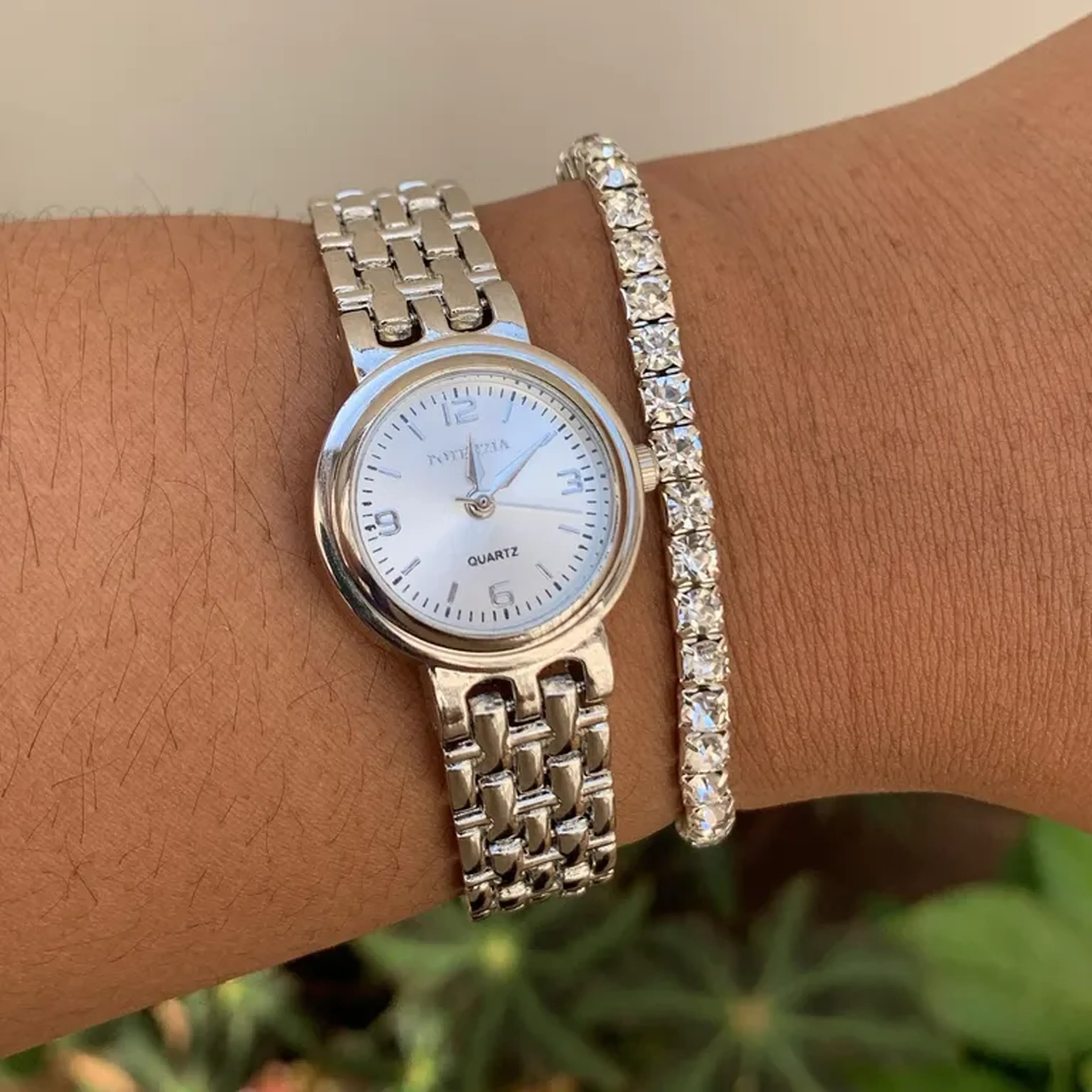 Relógio Potenzia | Em aço inoxidável ✨Sob encomenda imagem