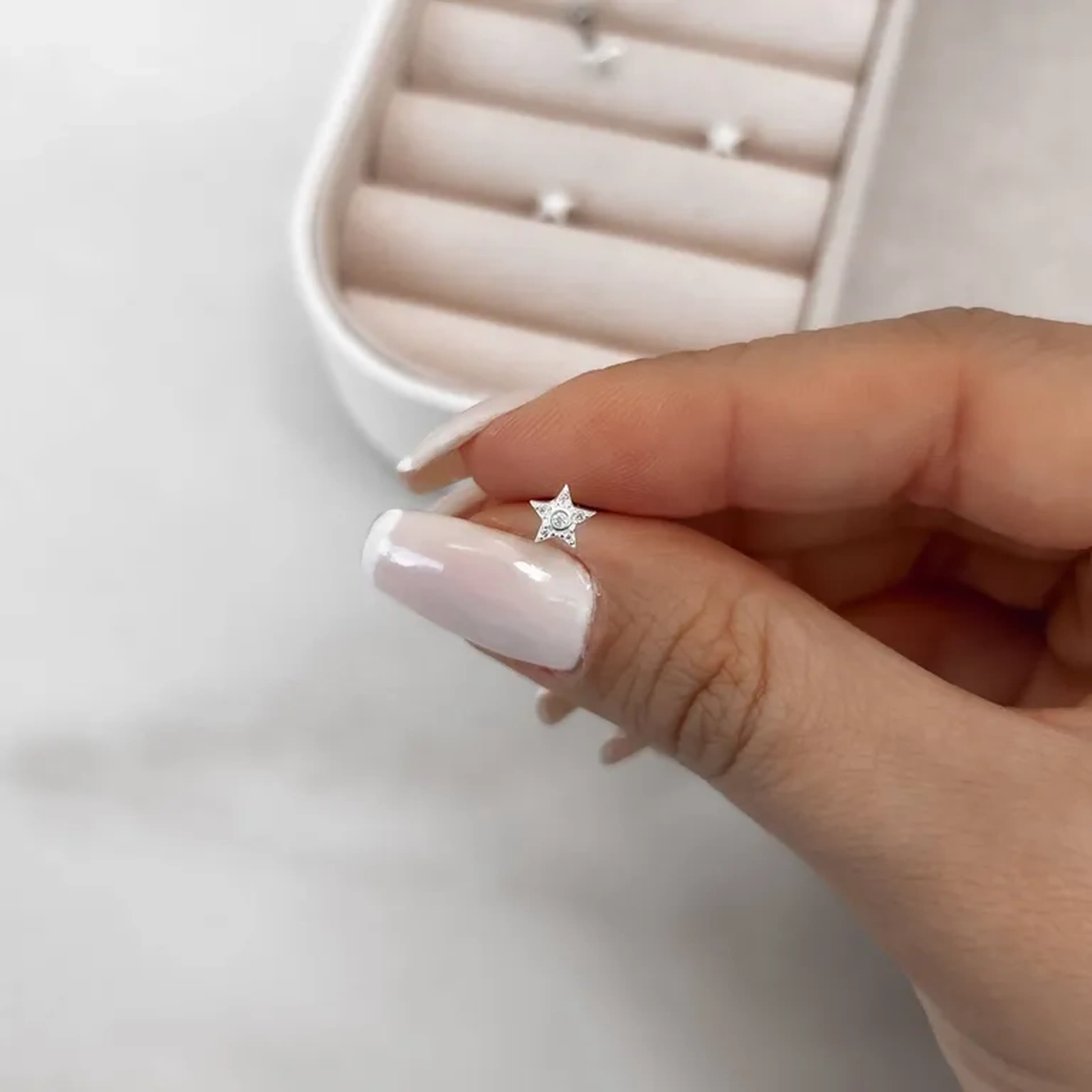 Piercing haste estrela imagem