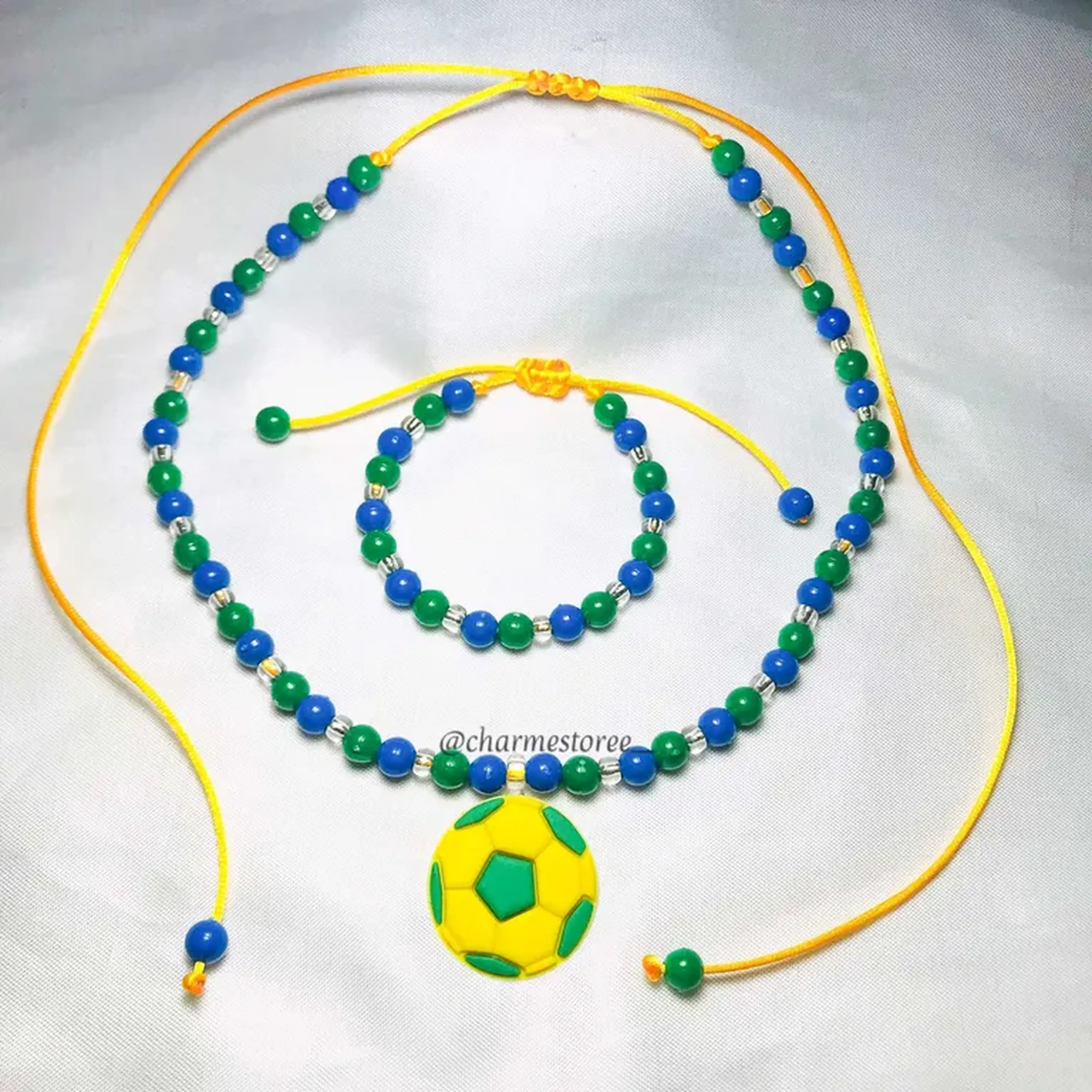 Conjunto infantil cores do Brasil imagem
