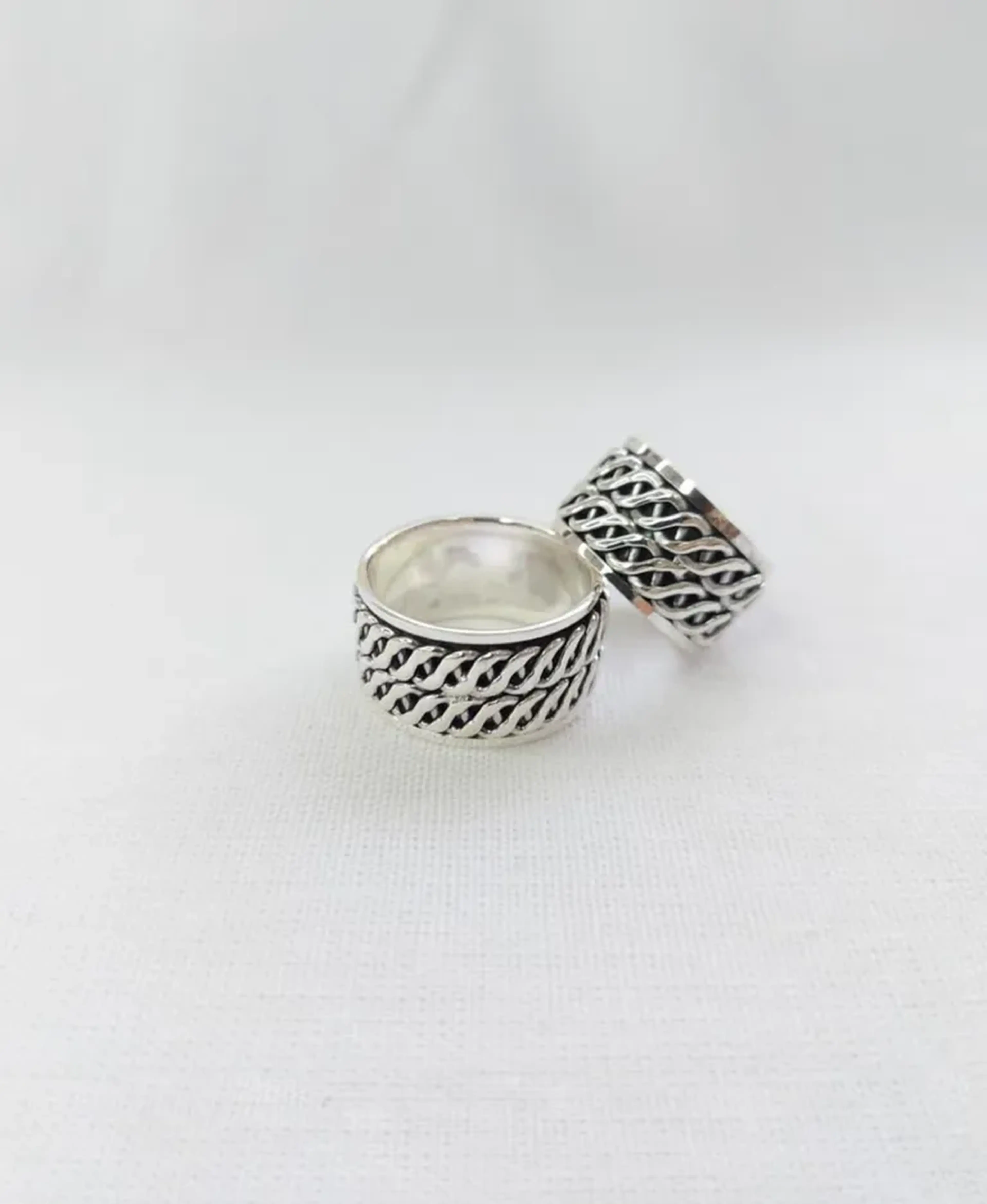 Anel Masculino de Prata Bali 925 - Força e Elegância imagem