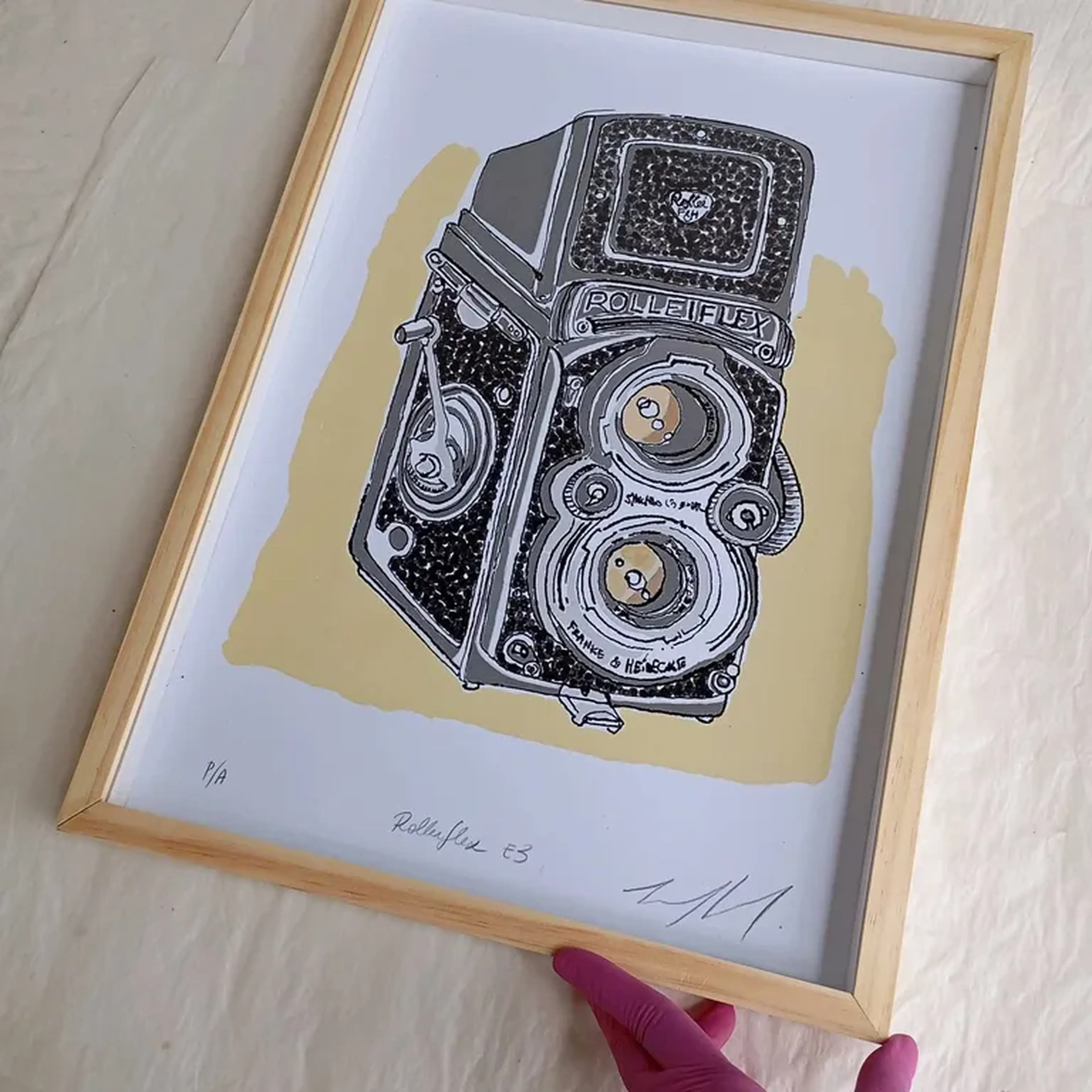 We Love Cameras - Rolleiflex E3 - 30 x 42 cm moldura alta imagem