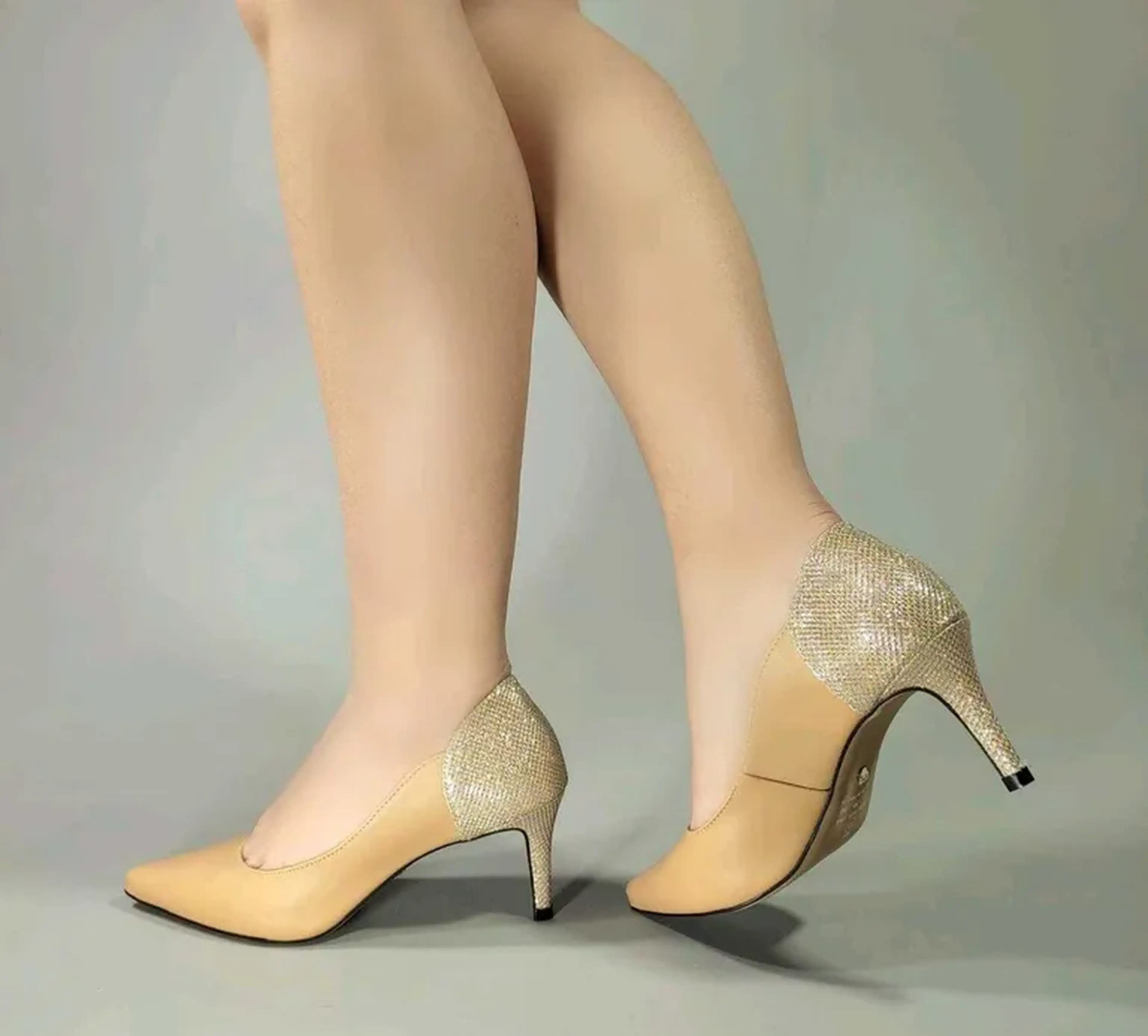 scarpin napa nude lumicolor cobre 7 cm imagem