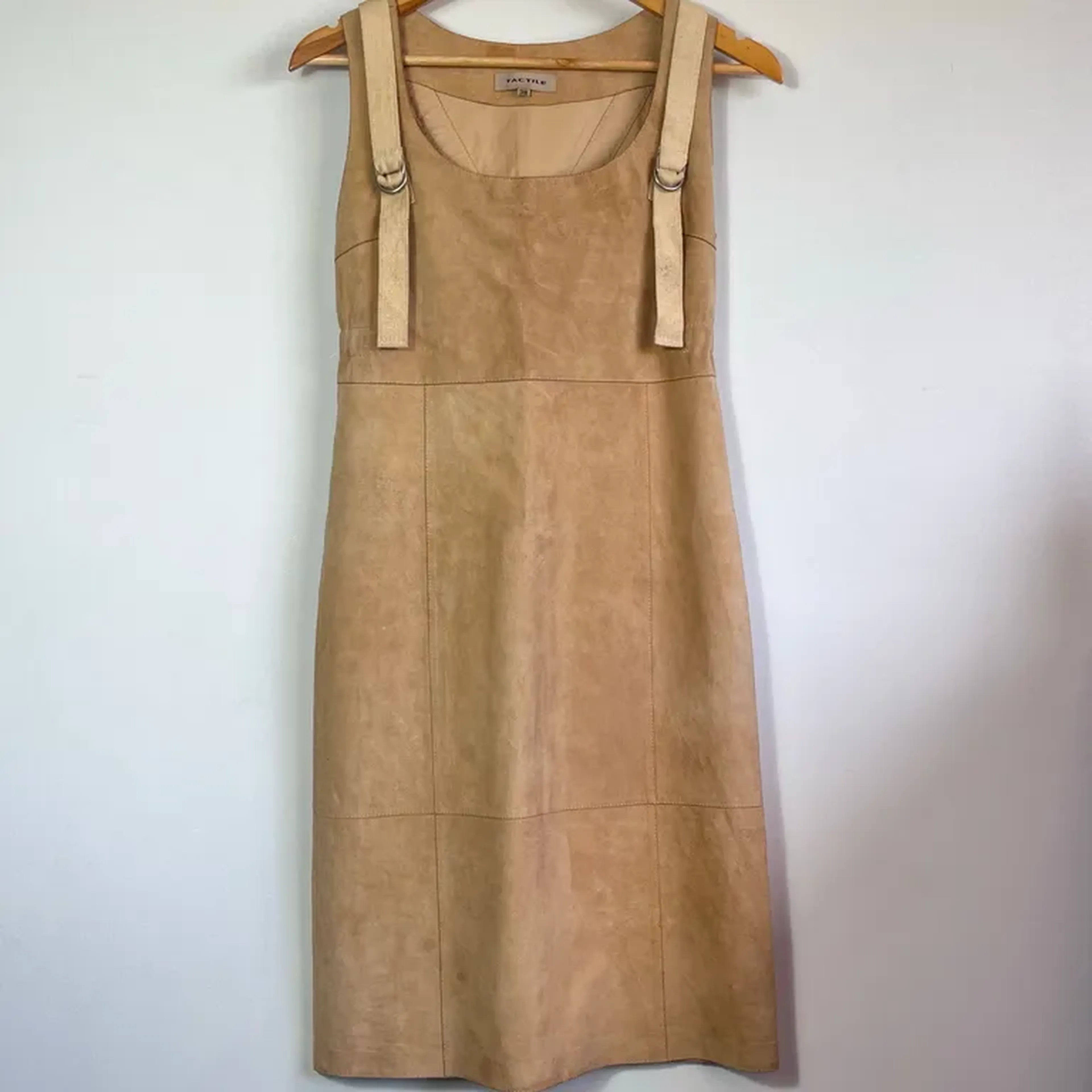 Vestido Social Camurça - TAM 38 imagem