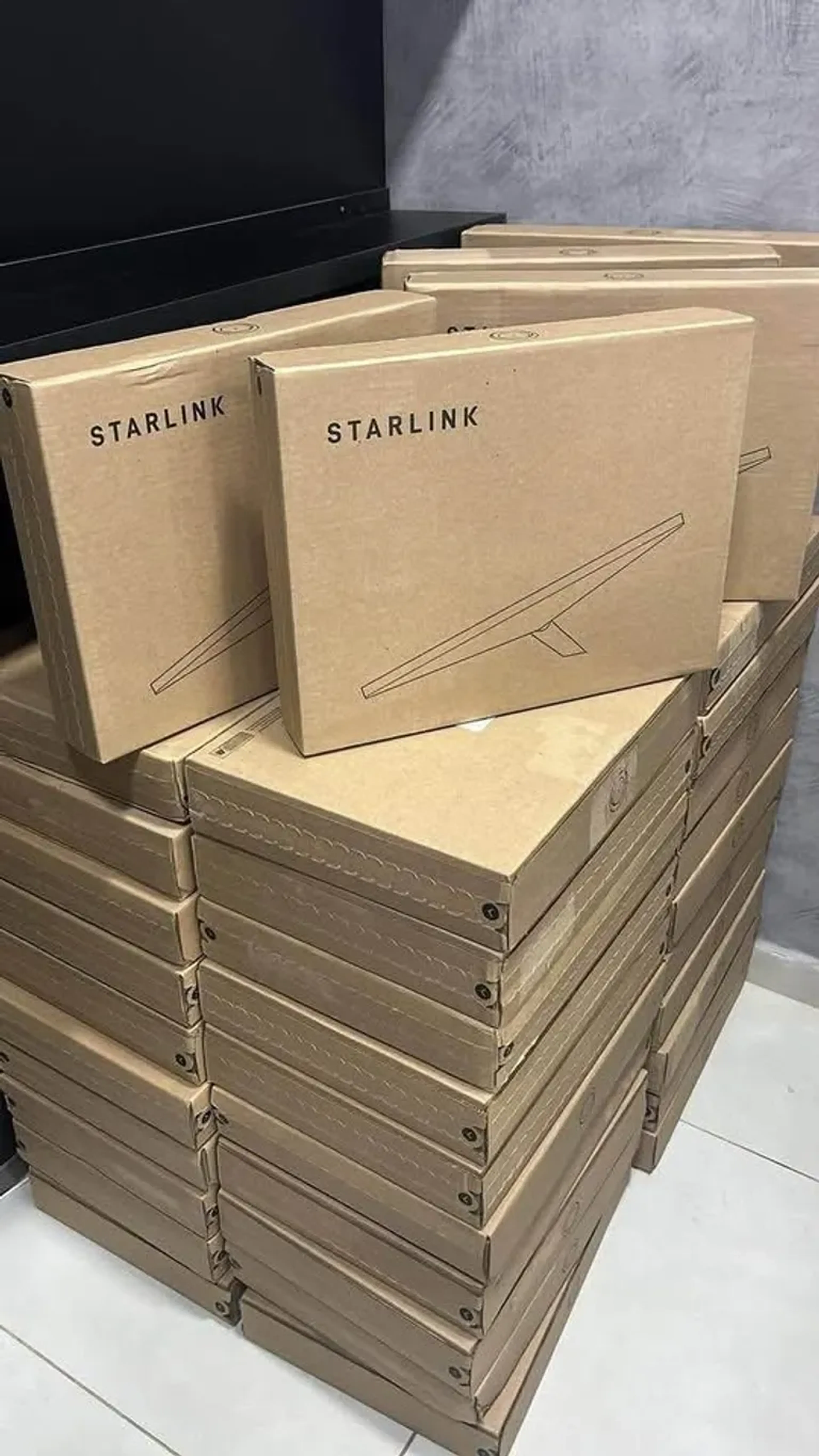 Kit De Internet Via Satélite Starlink Mini ELON MUSK imagem
