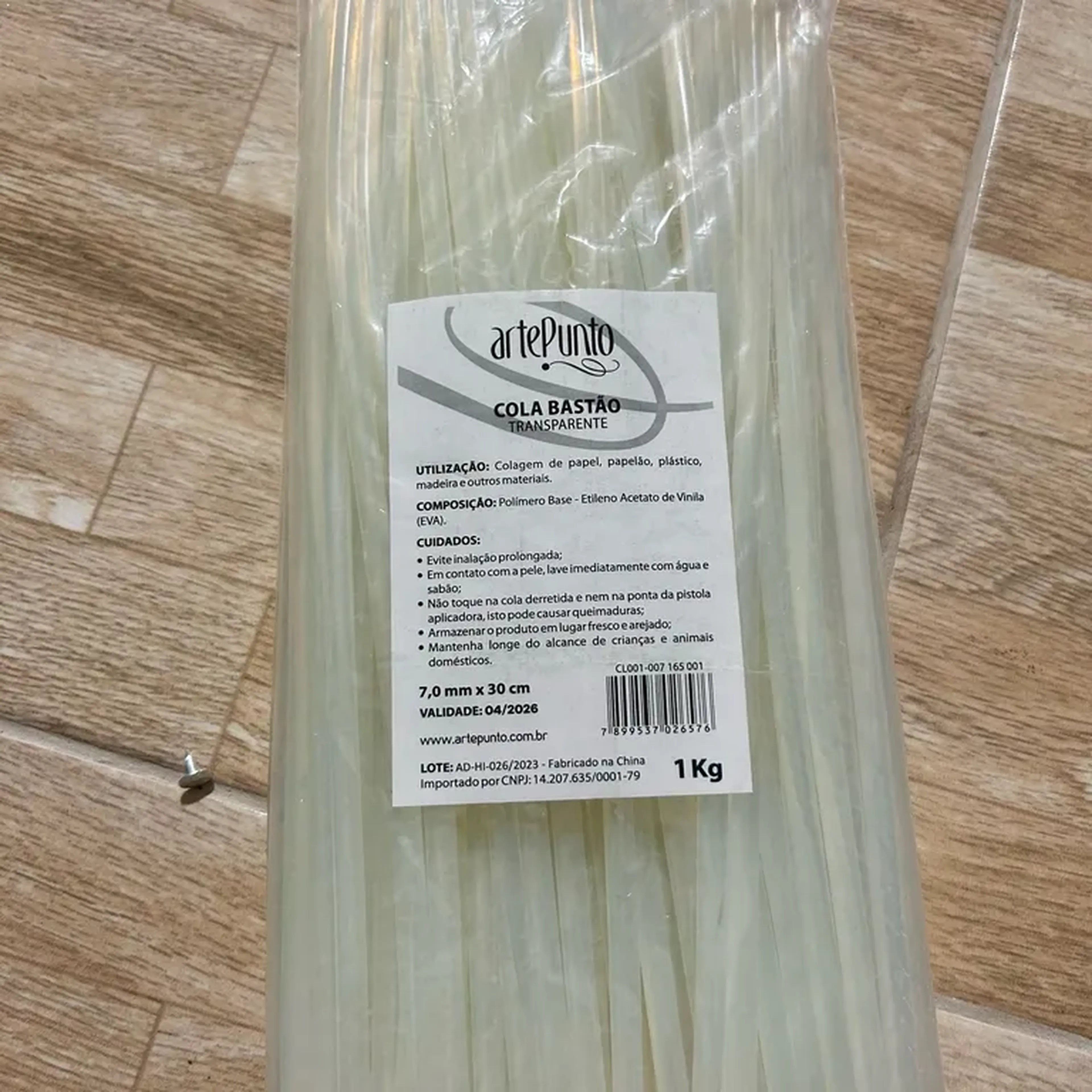 Cola bastão fina imagem