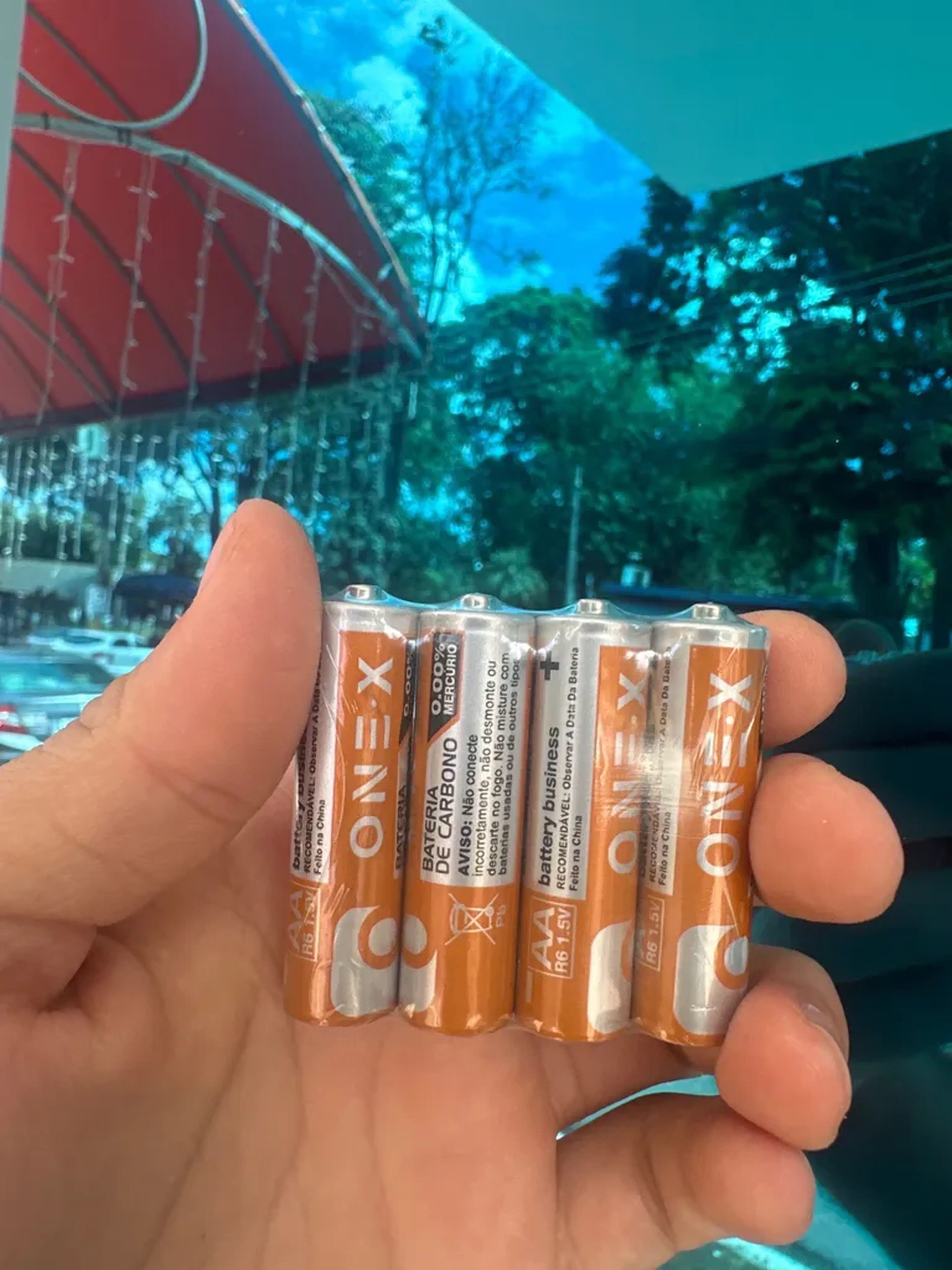 Kit 4 Pilhas AA 1.5V imagem