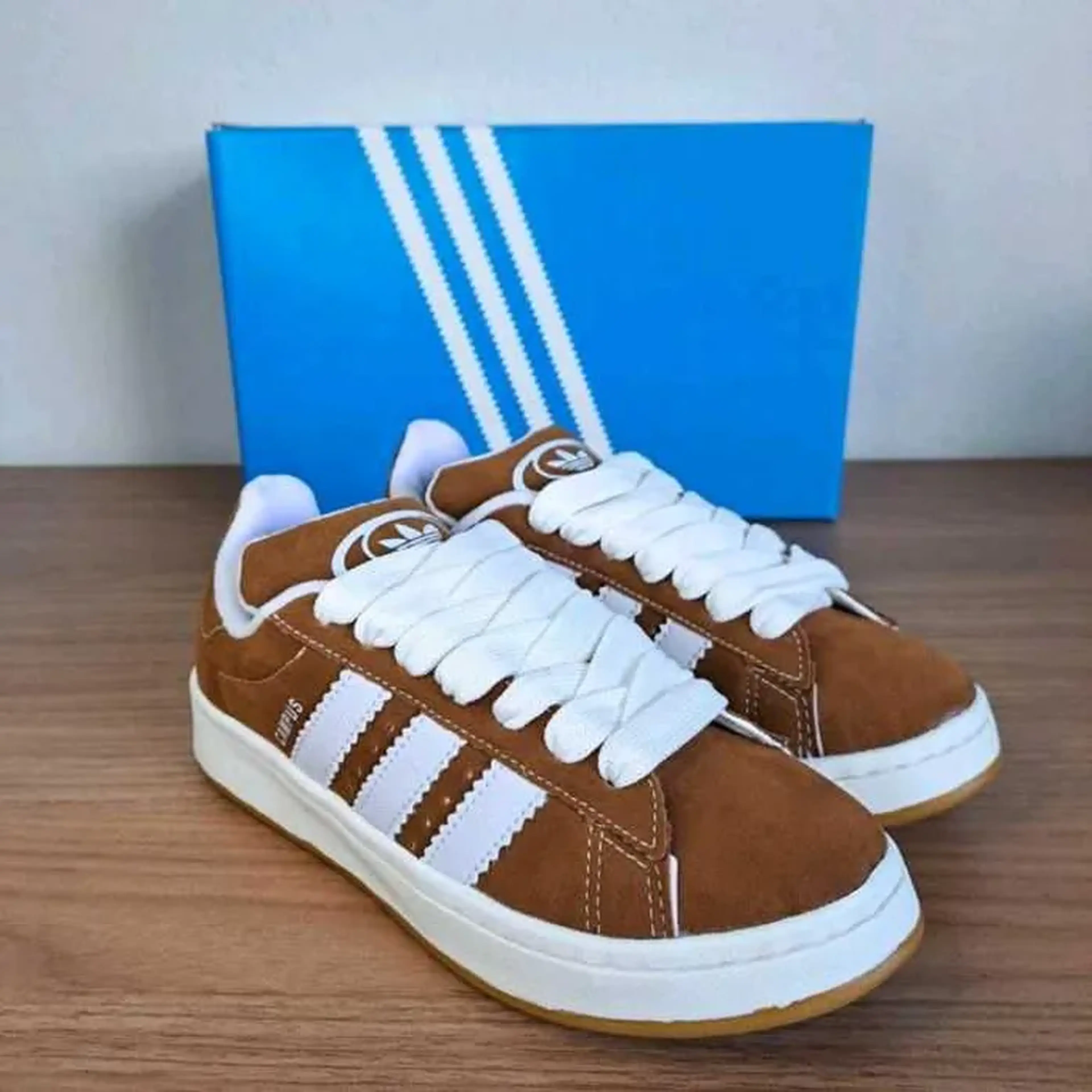 Adidas Campus Caramelo imagem