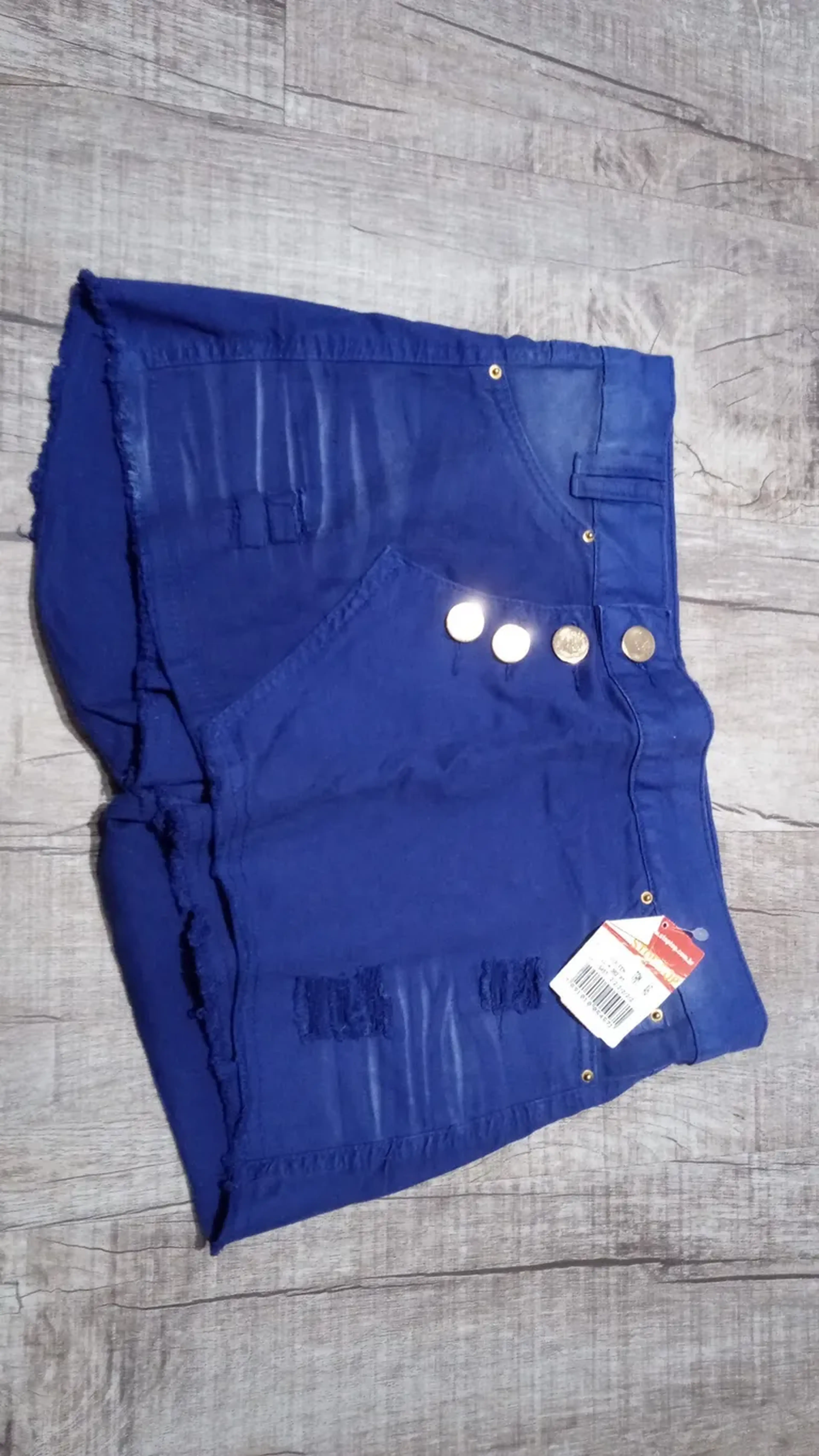 Shorts Feminino Sarja cor azul côr amarelo e na ci imagem