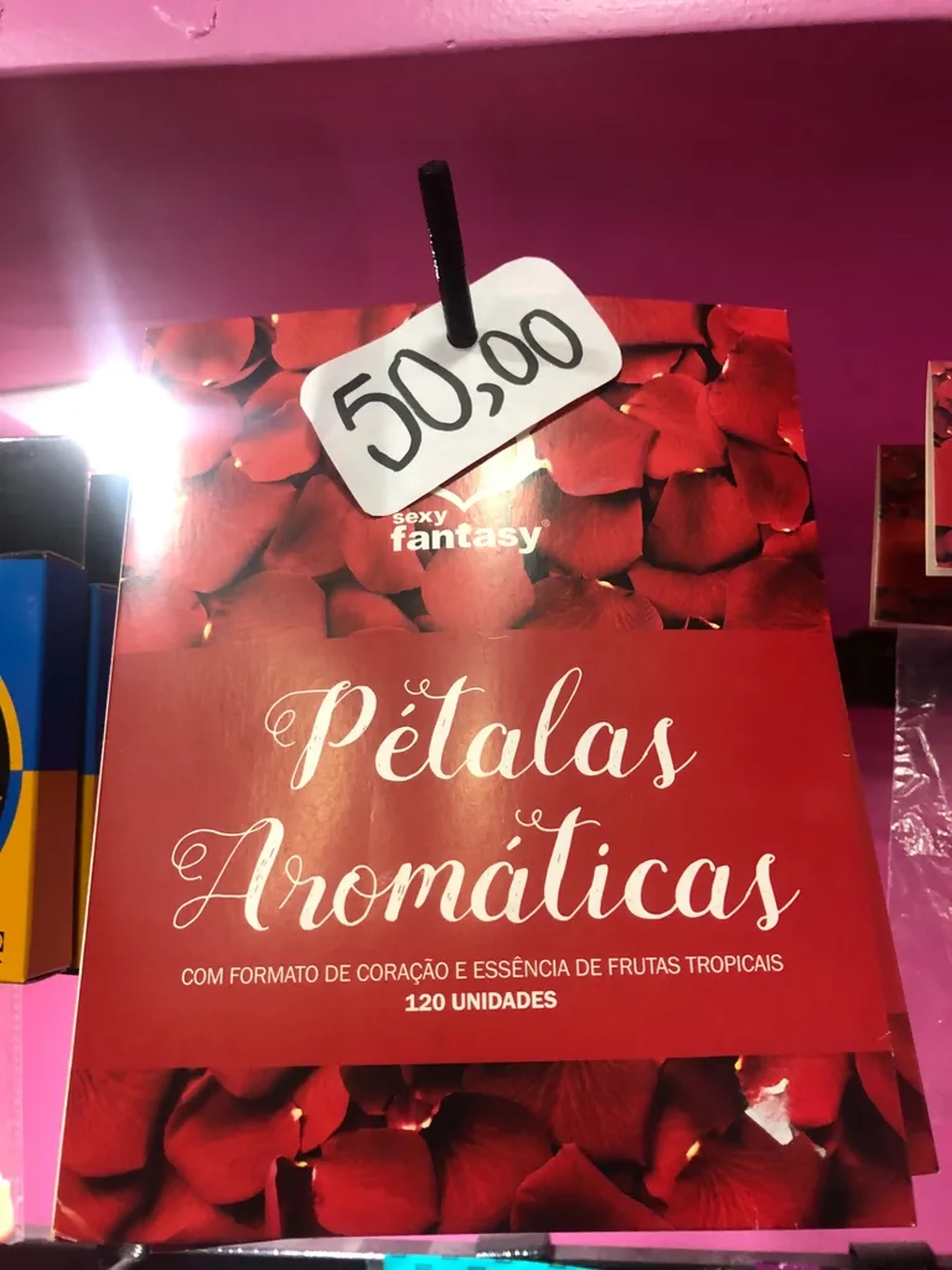 Pétalas de rosa com 120 petalas imagem