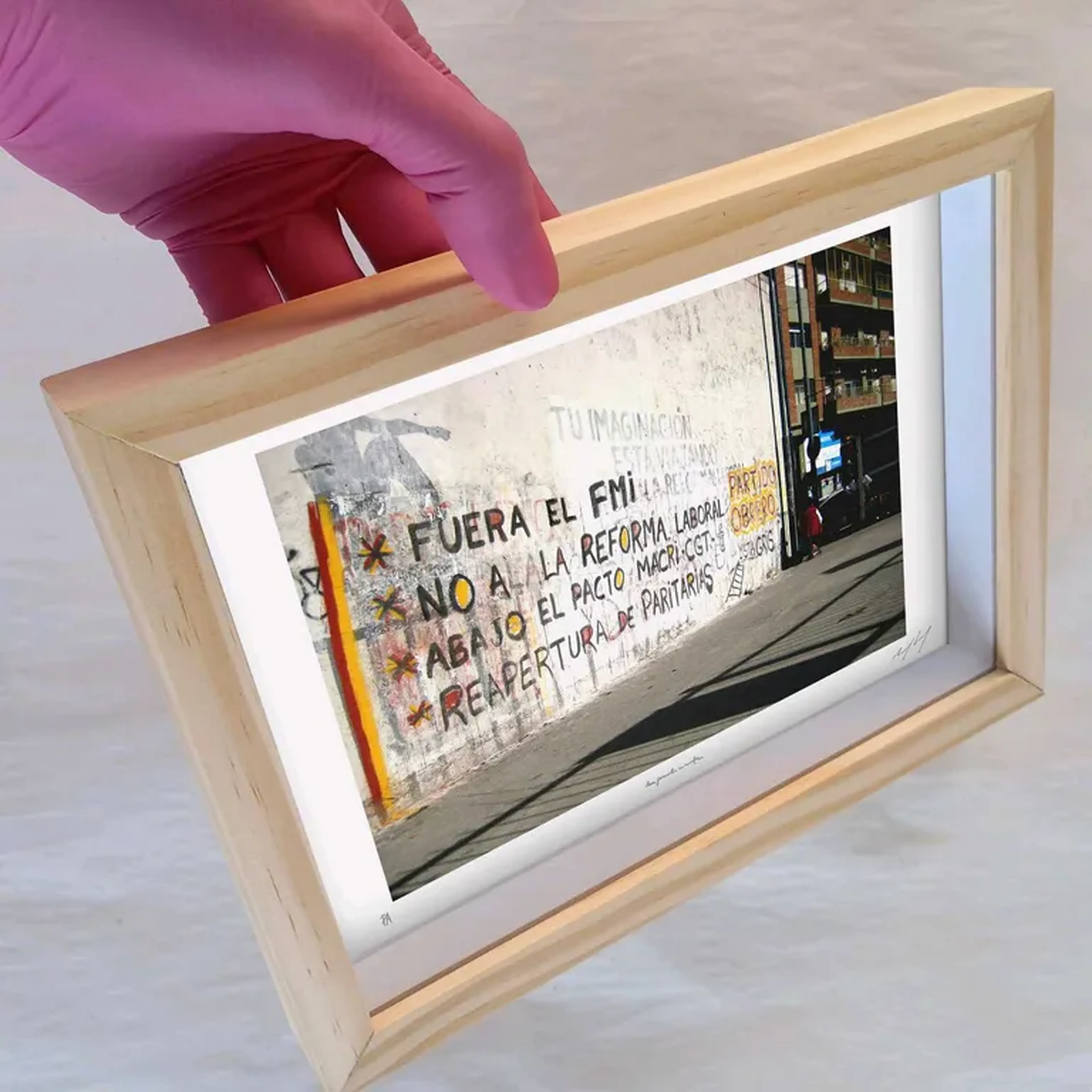 Palávoras - Fuera al FMI - 15x21 cm moldura alta imagem