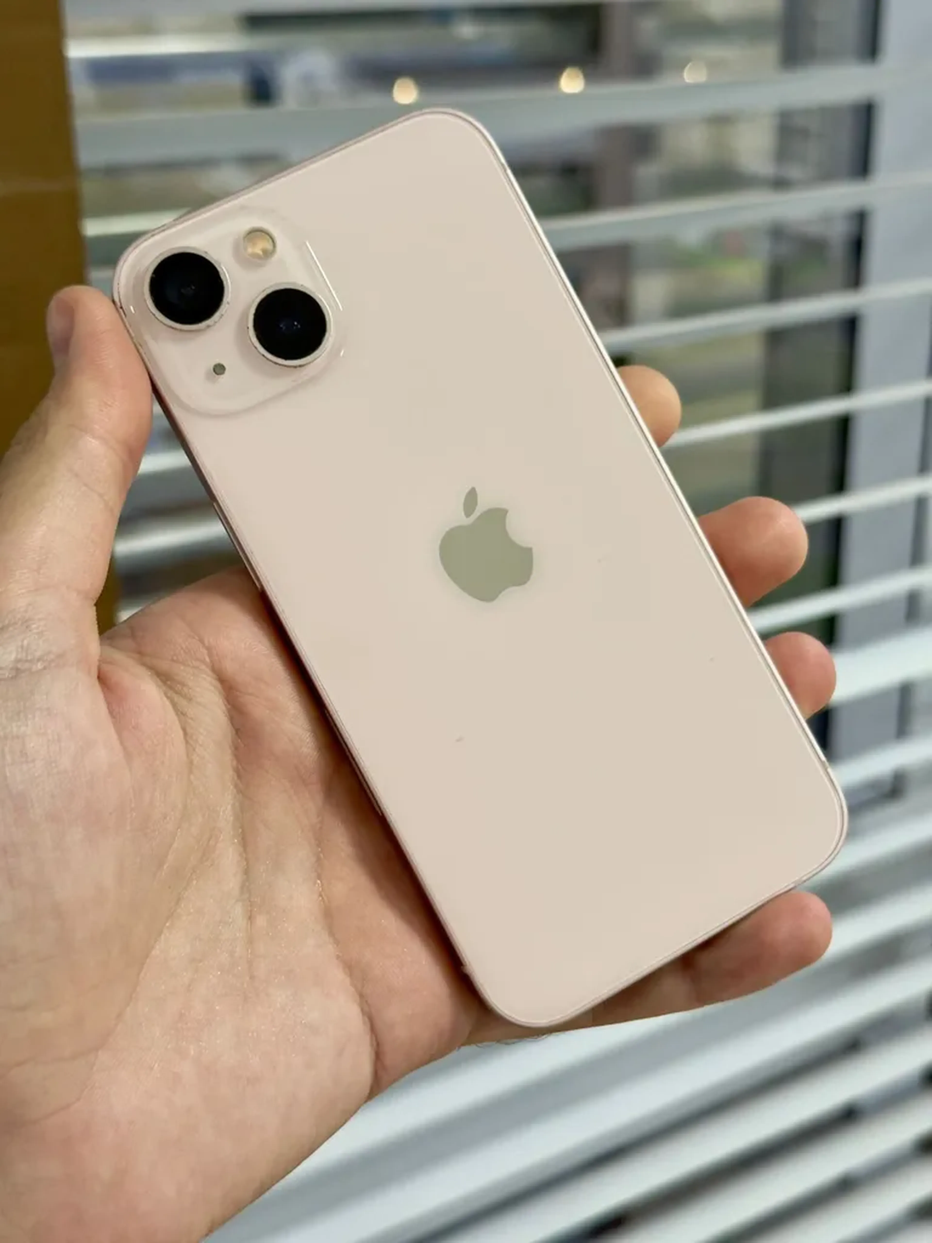 IPHONE 13 - 128GB - SEMI NOVO imagem