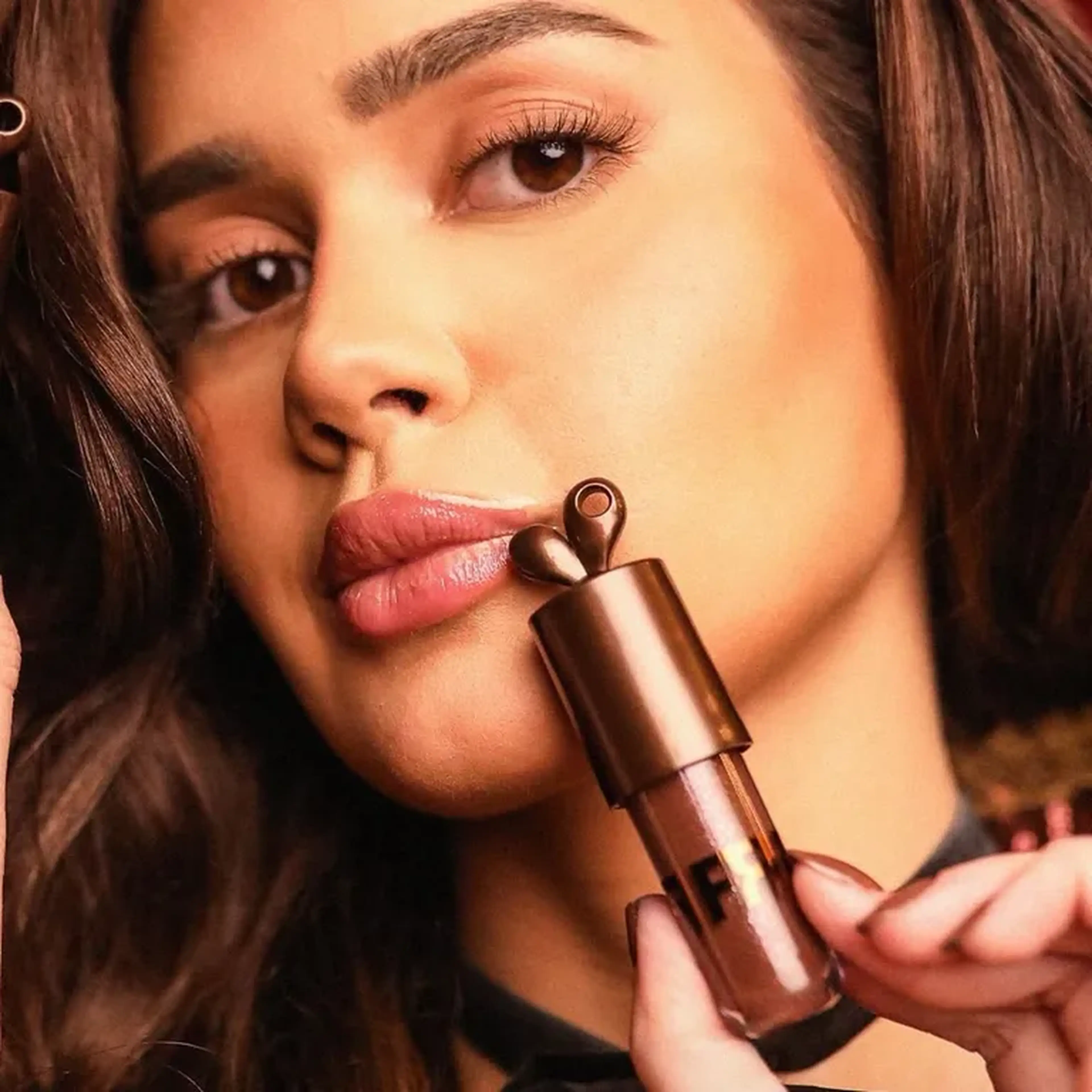 Lip Bunny imagem