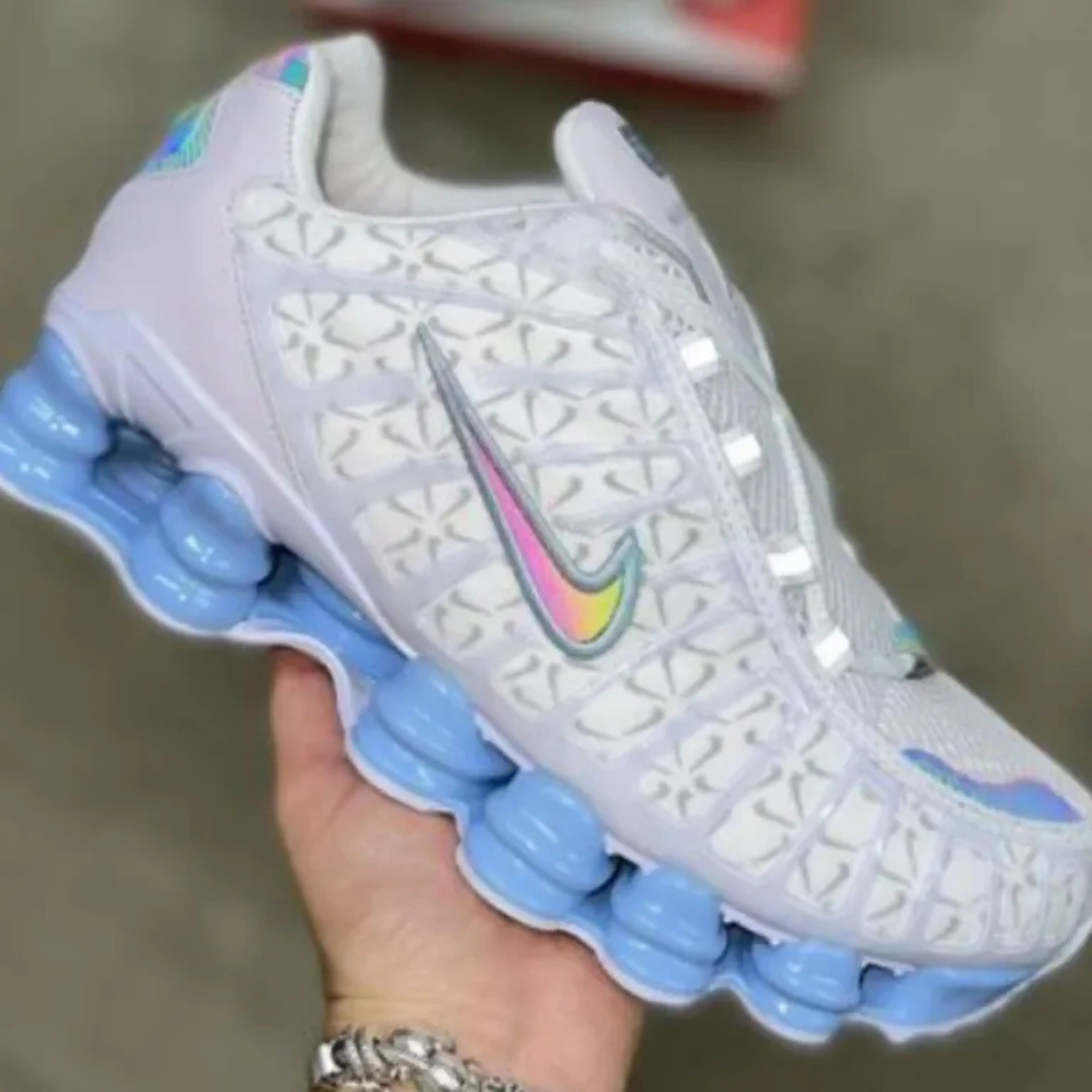 Tênis Nike Shox TL12Molas,branco e azul refletivo imagem