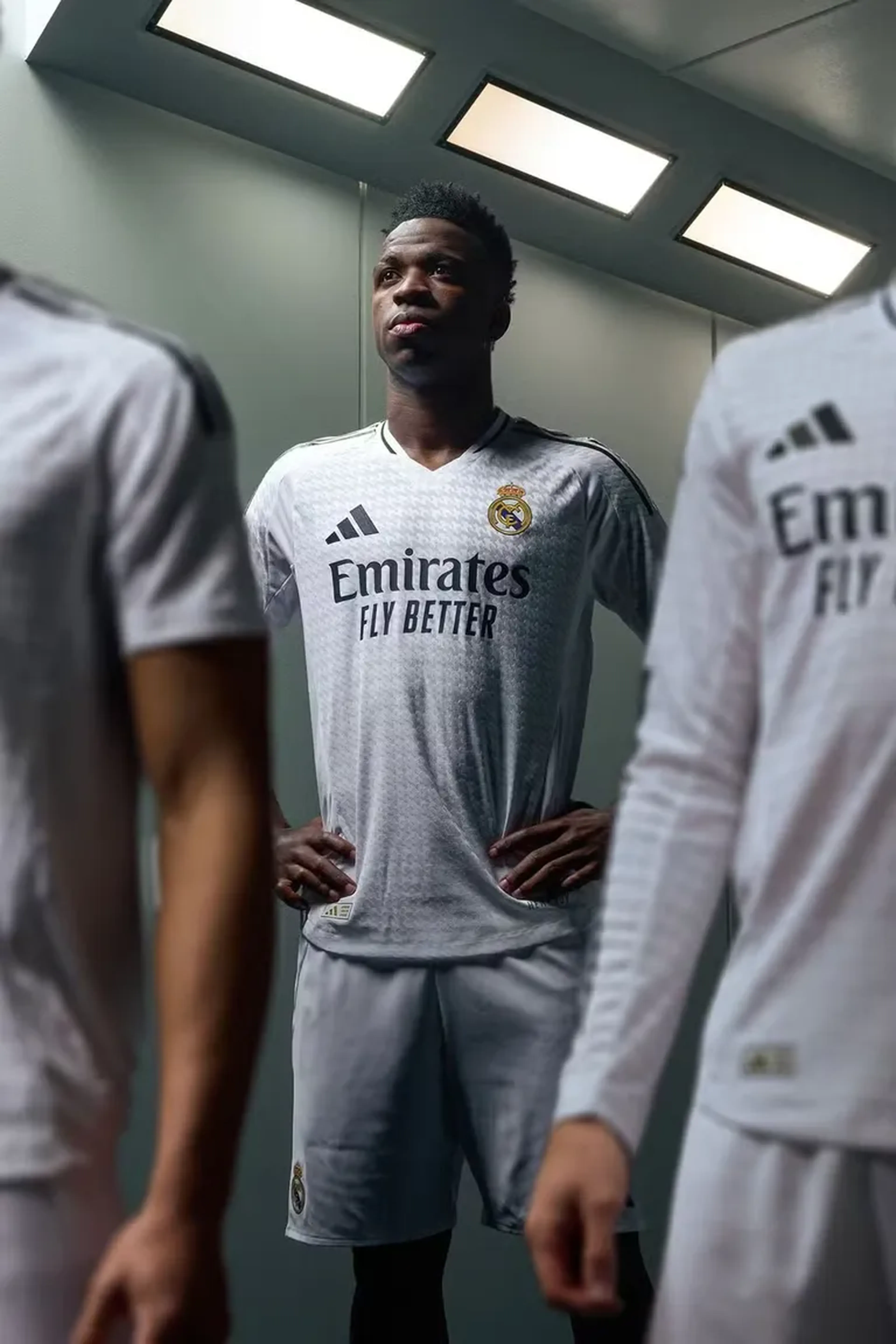 CAMISA REAL MADRID I - VERSÃO TORCEDOR 24.25 imagem