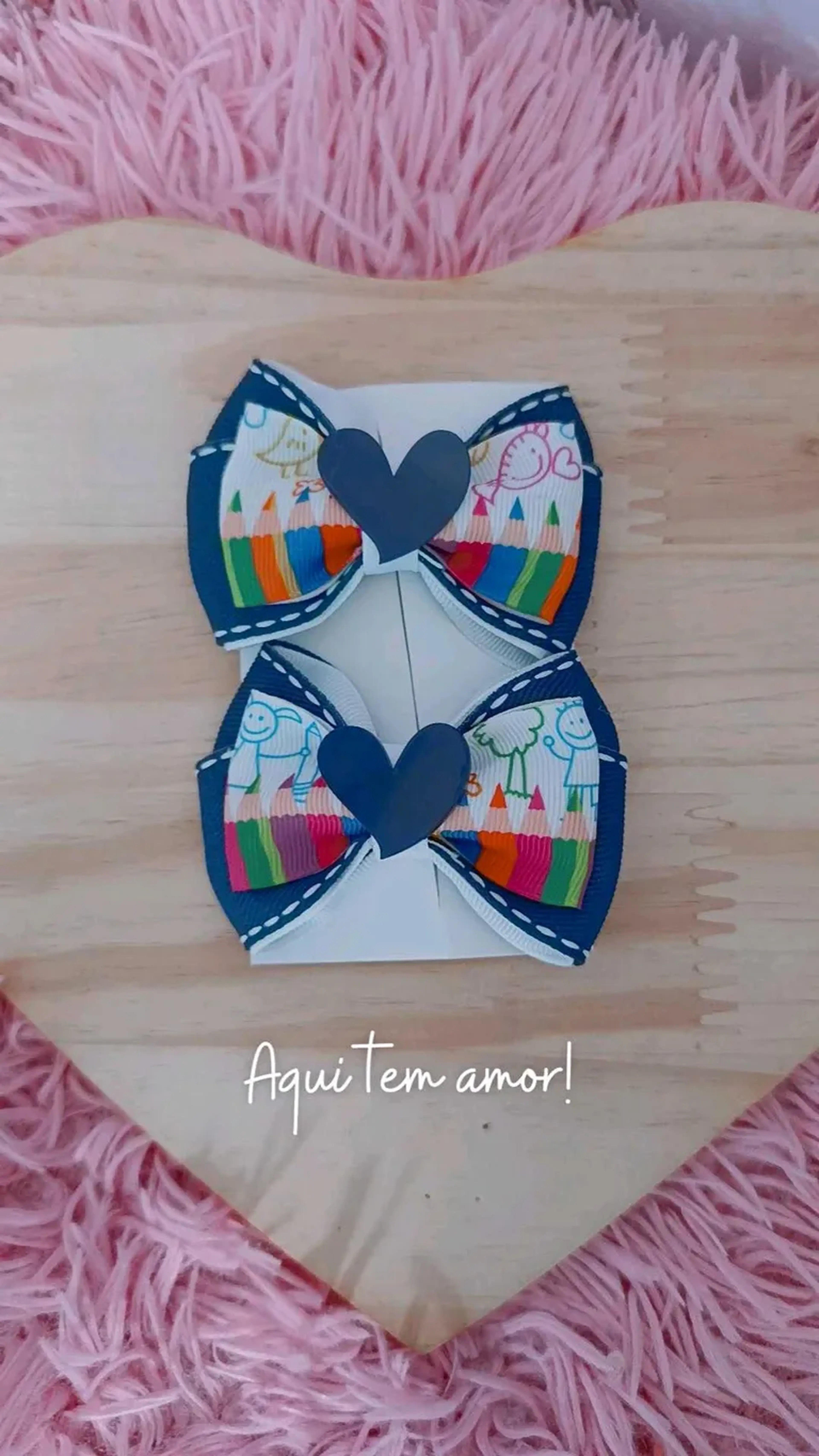 laço escolar imagem