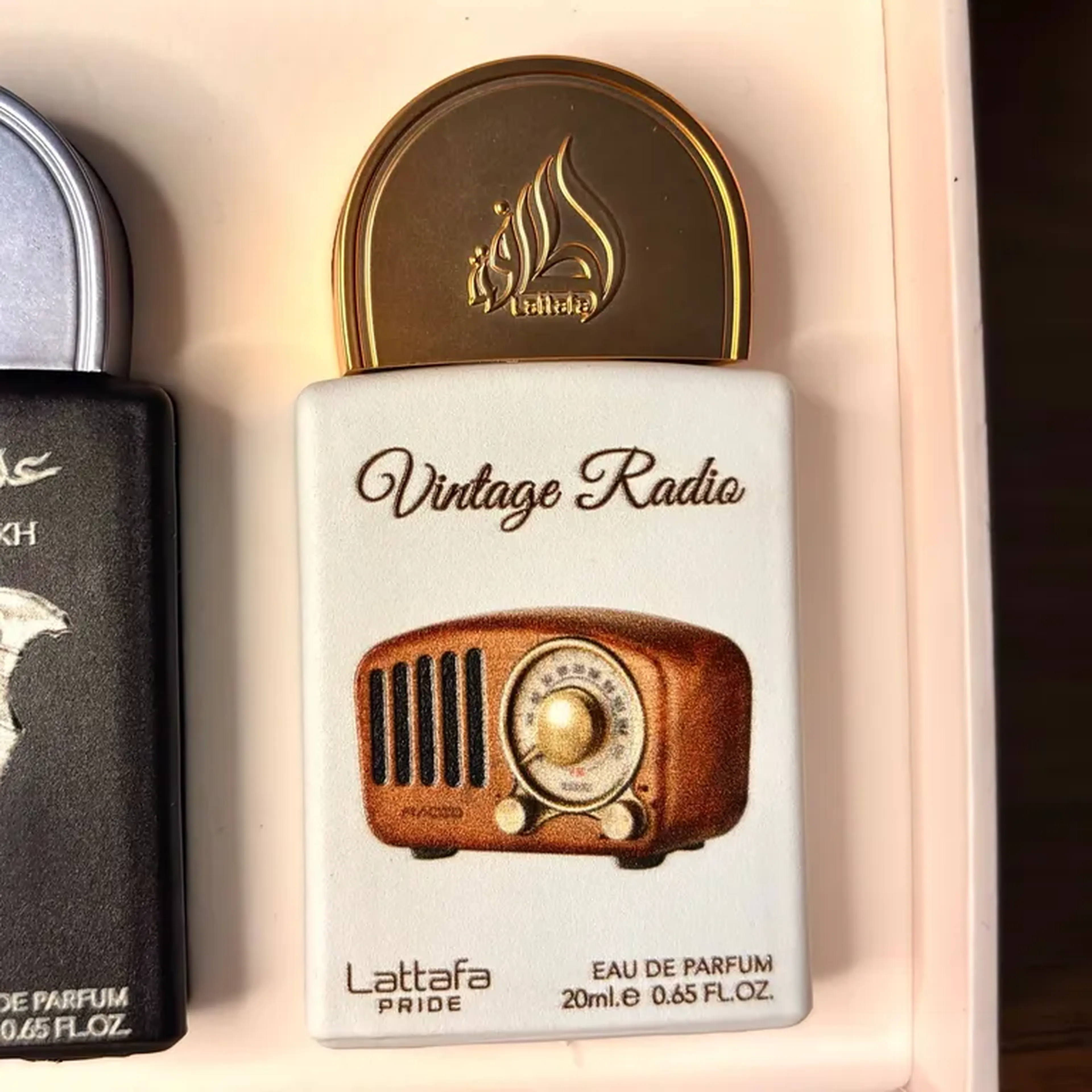 Vintage Rádio 20ml Lattafa imagem