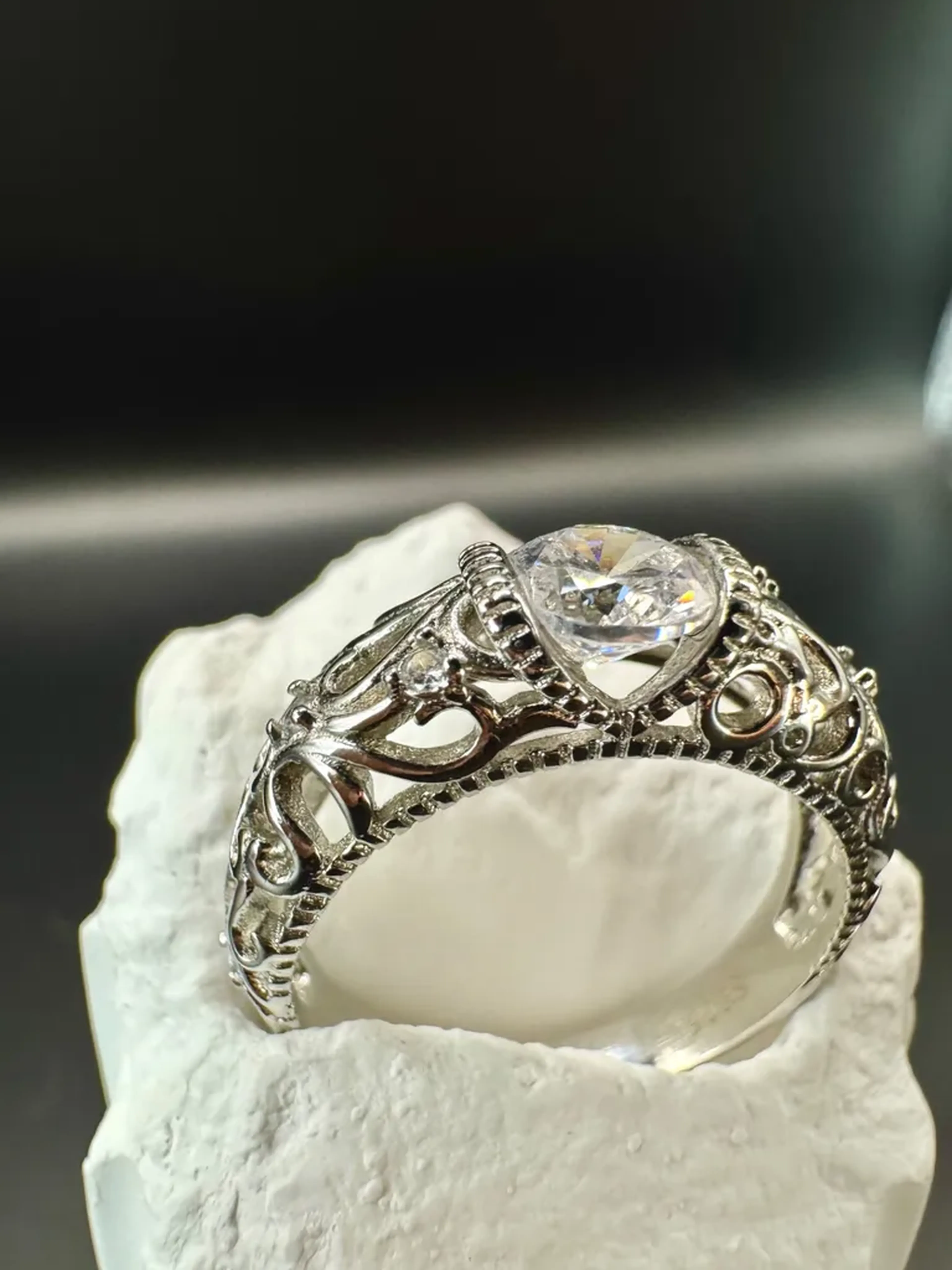 Anel Classic Celest em Filigranas | Zircónia Cubicas imagem