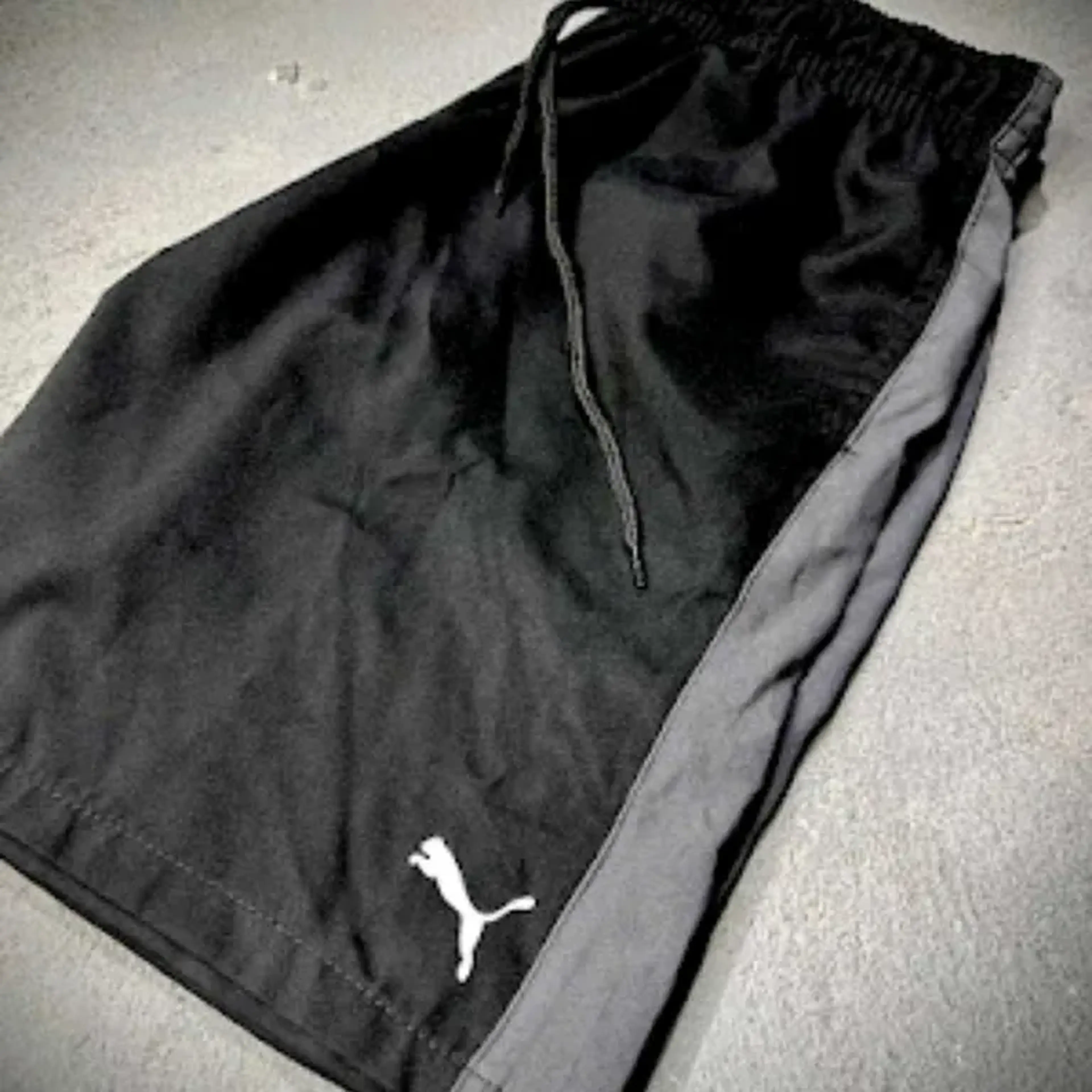 Bermudas Helastano com recorte imagem