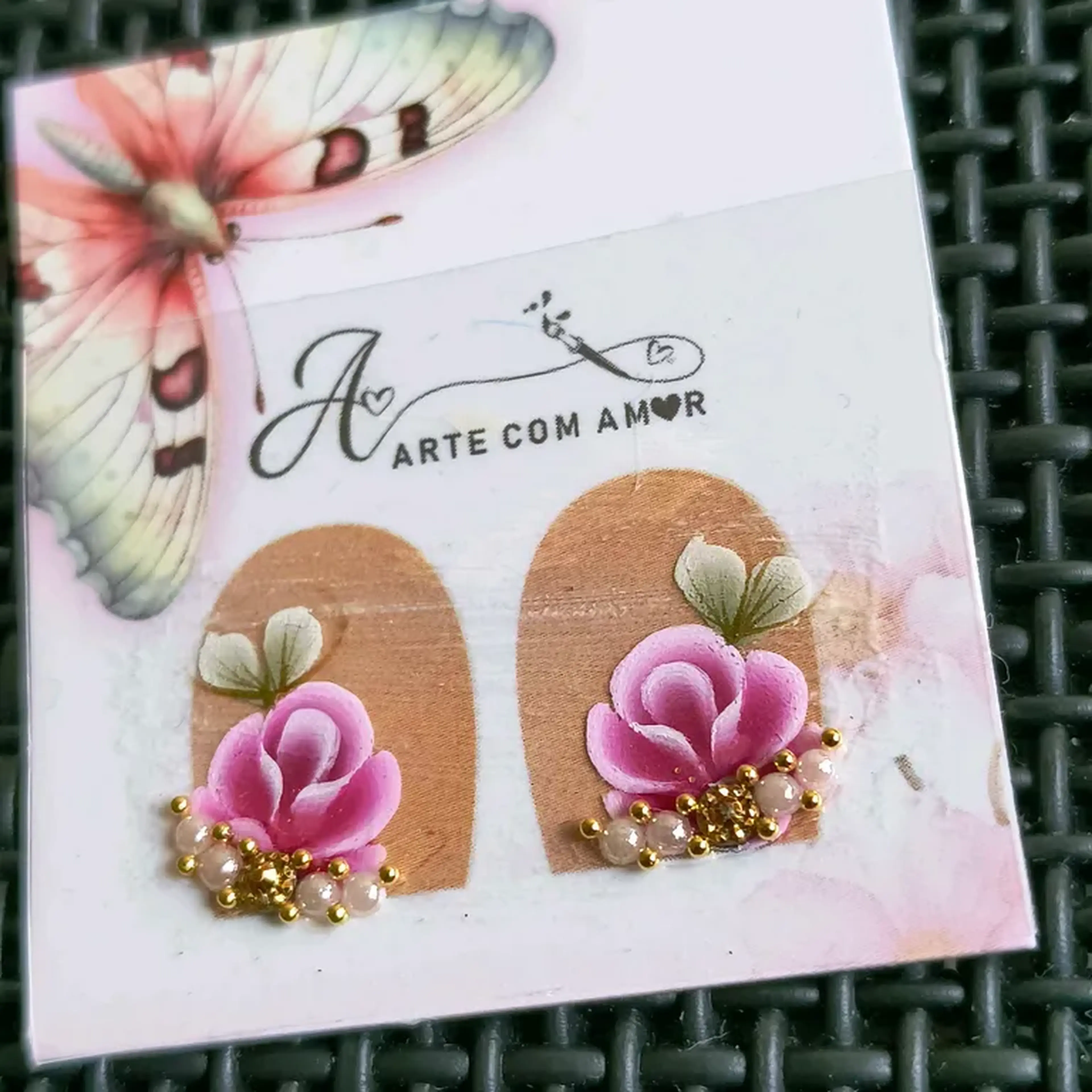 Filha única flor rosa com pedrarias imagem
