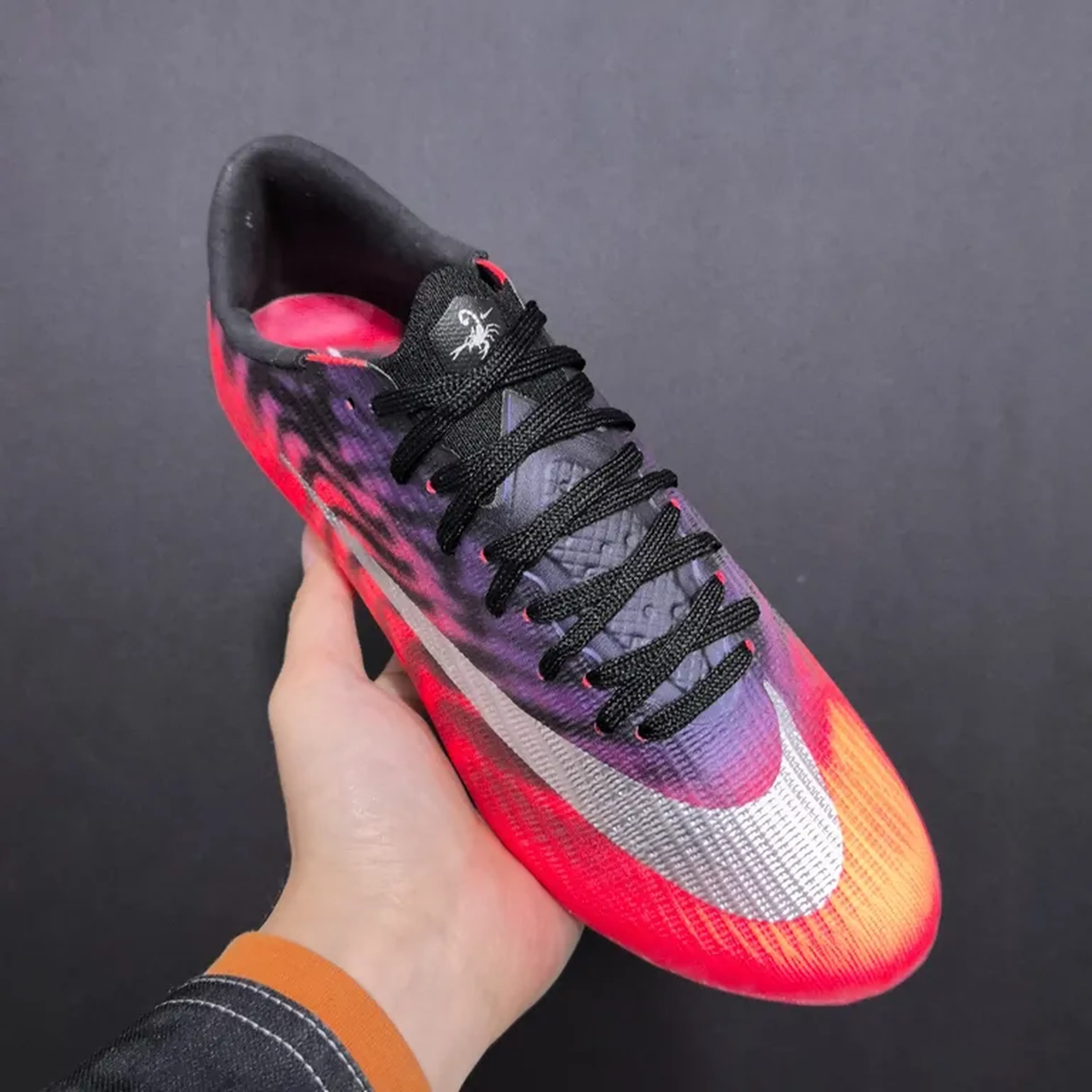 Chuteira de Campo Nike imagem