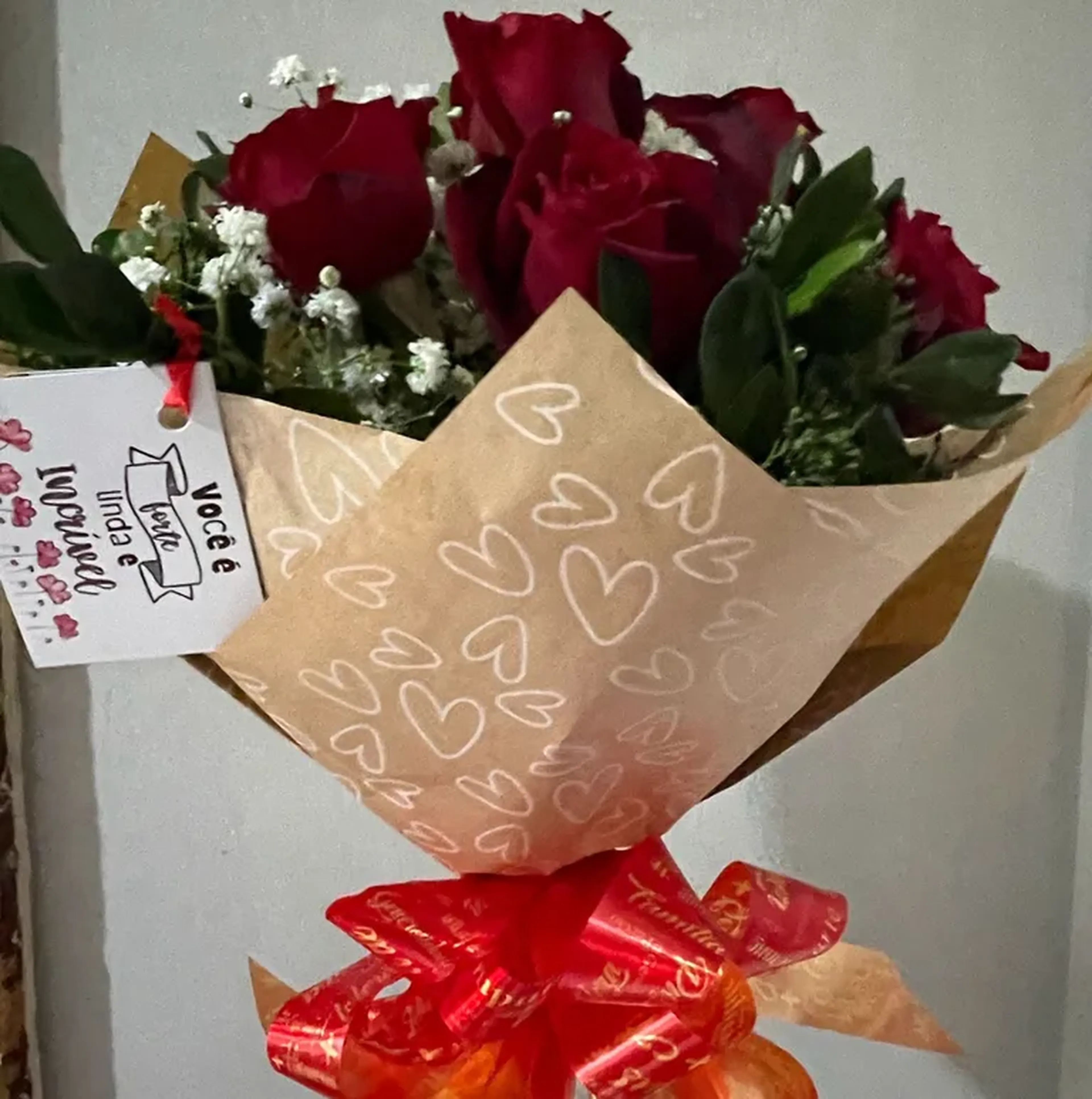 Buquê de Rosas (6 rosas) imagem