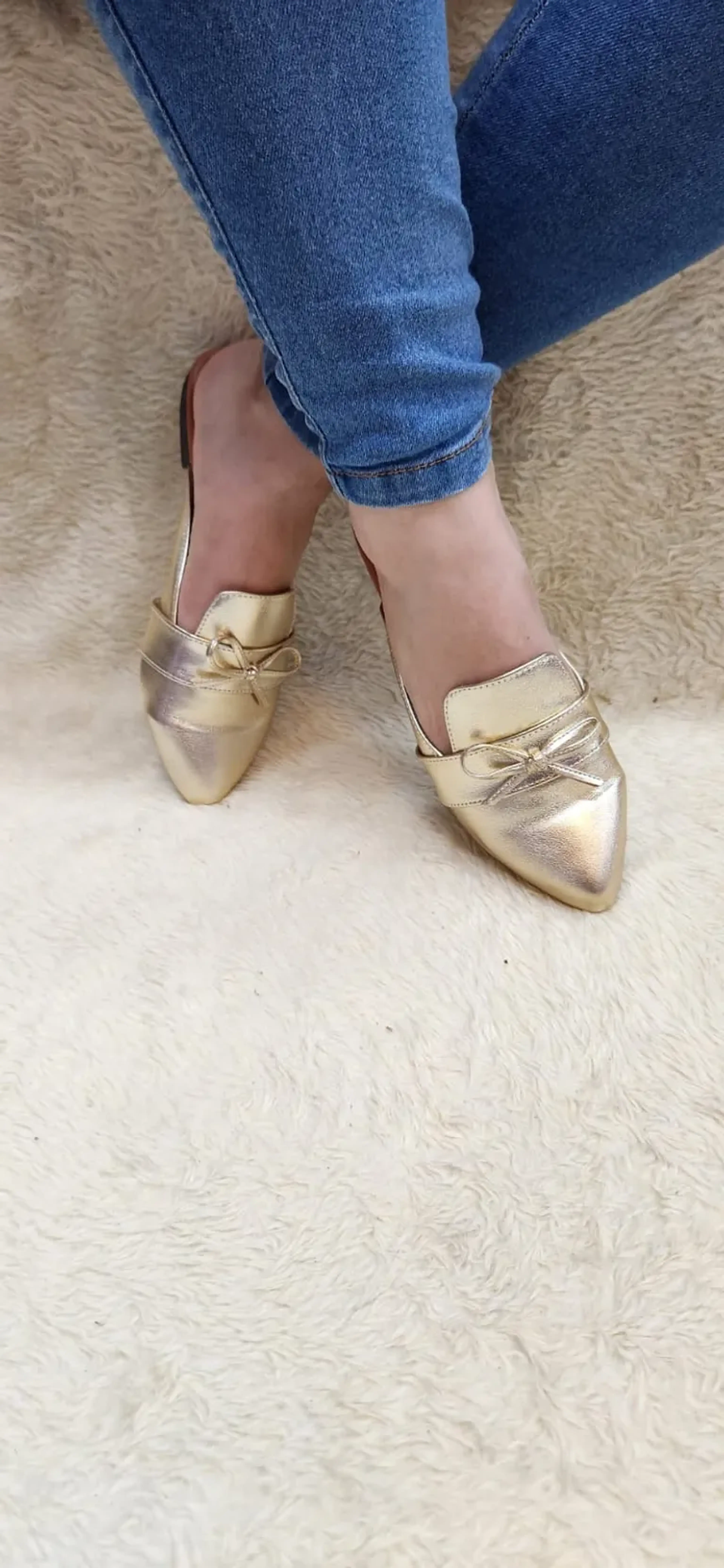 Mule feminino Ouro. (cód:15) imagem