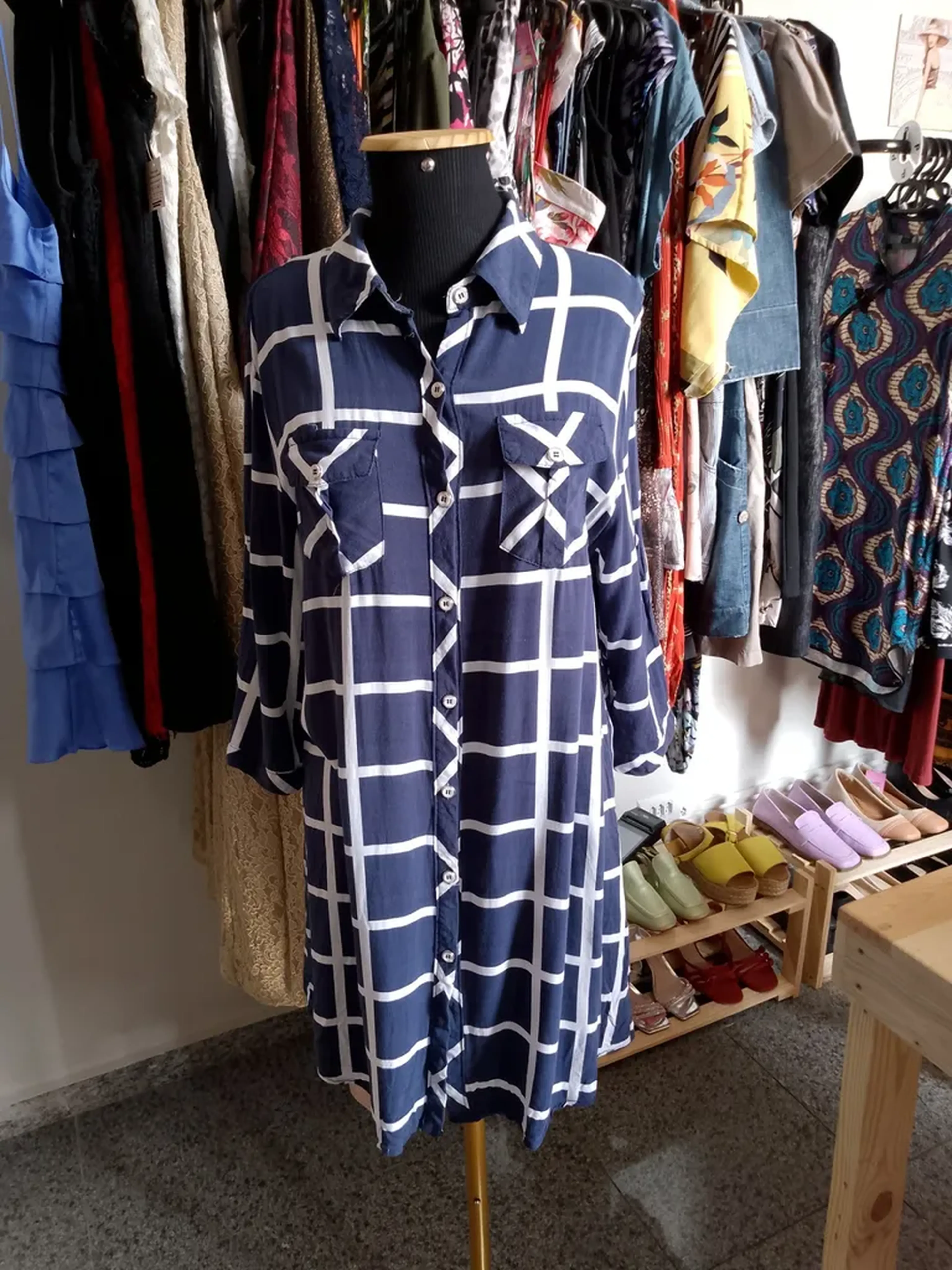 Vestido Estilo Chemise imagem