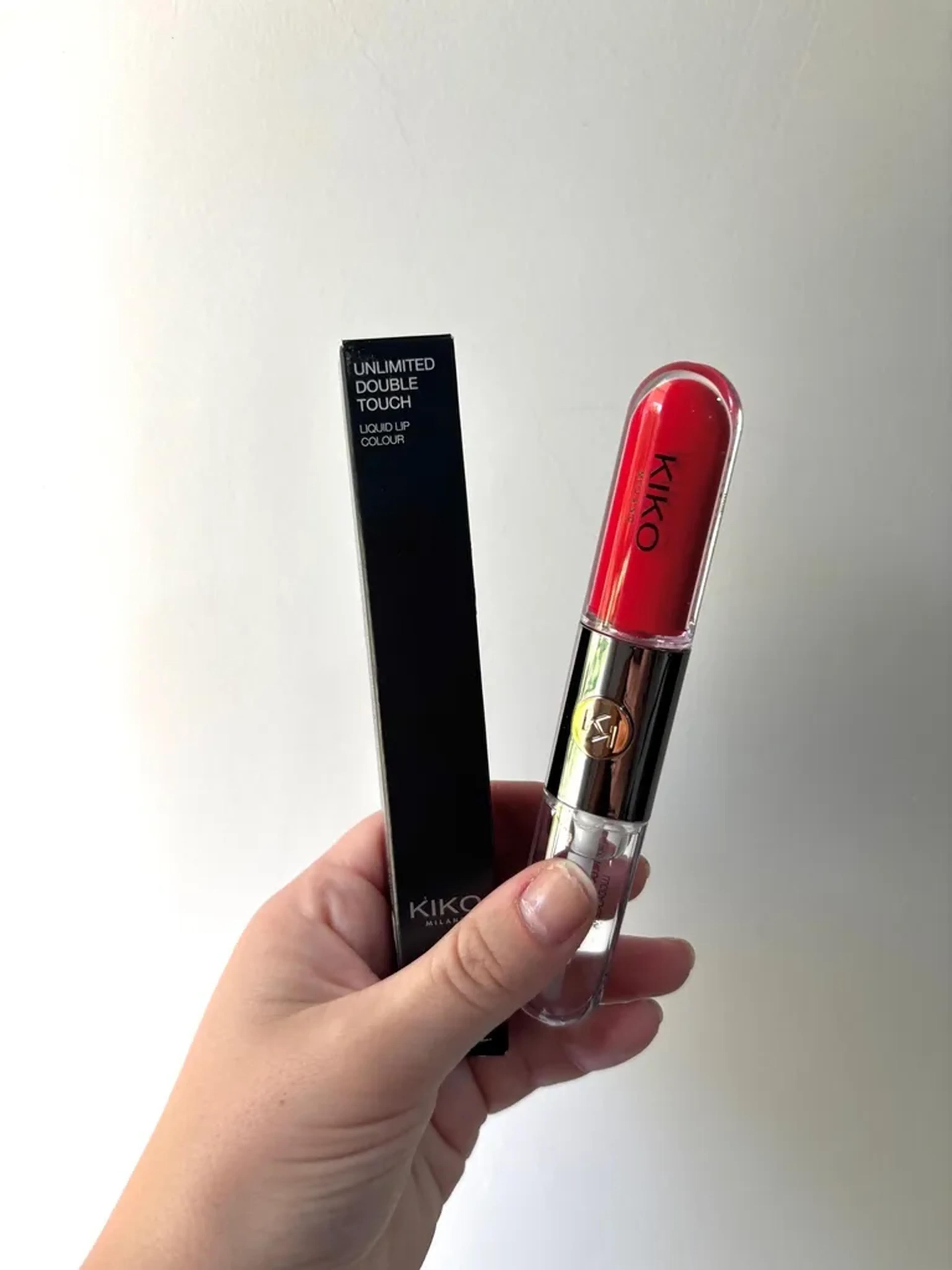 KIKO MILANO Unlimited Double Touch Batom 115 Fire Red + Gloss imagem