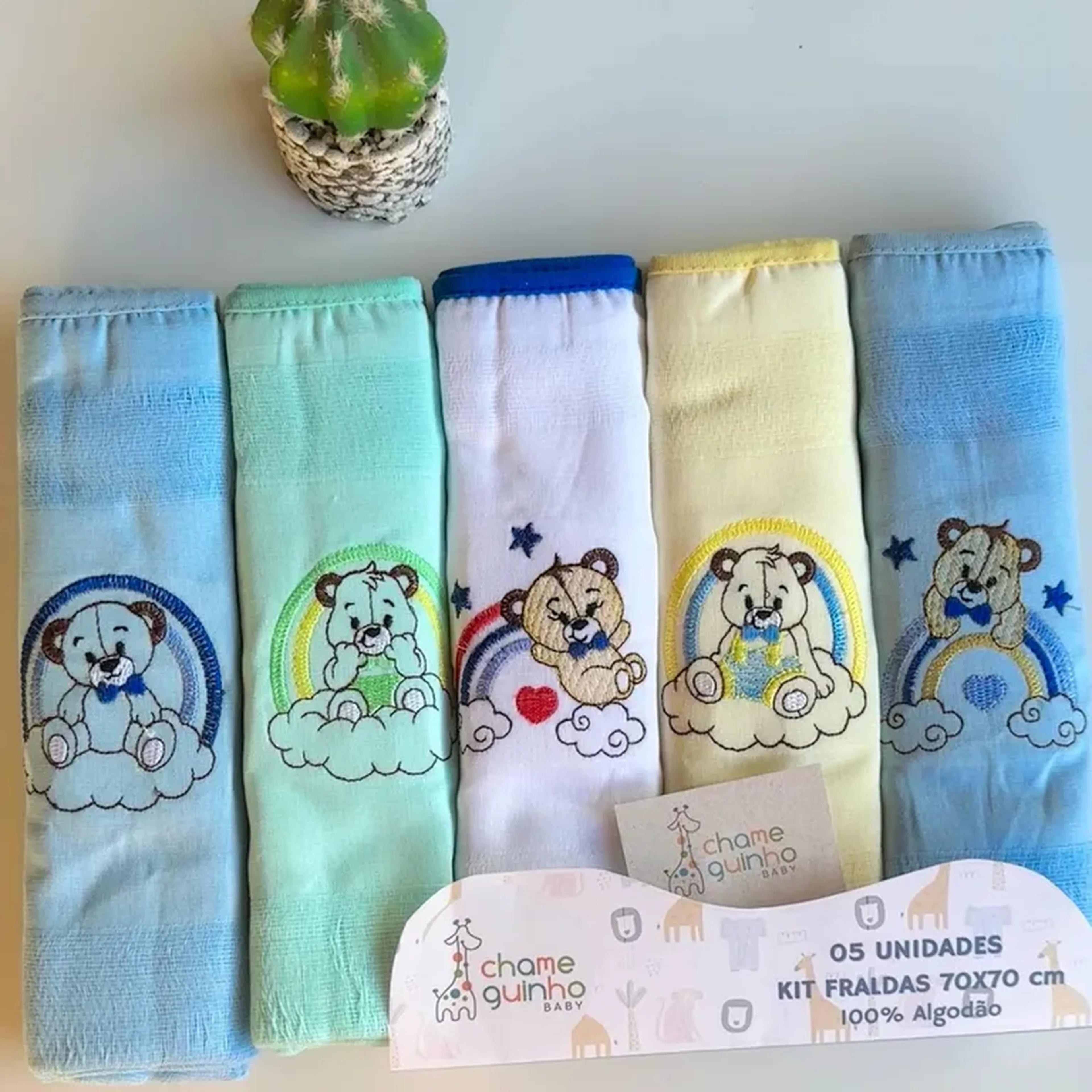 kit fralda bordada urso arco-íris imagem