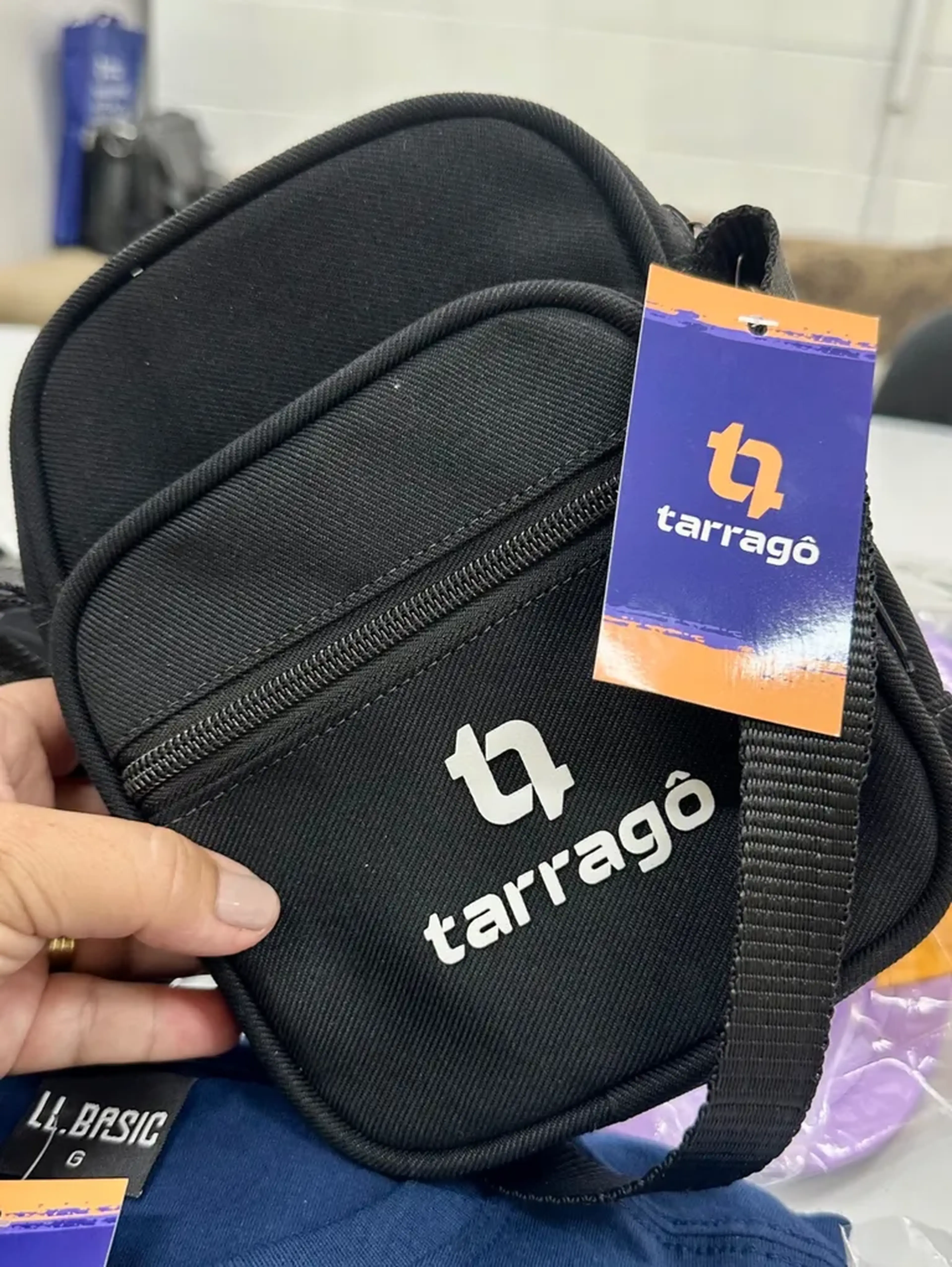 Shoulder Bag Tarragô preta imagem