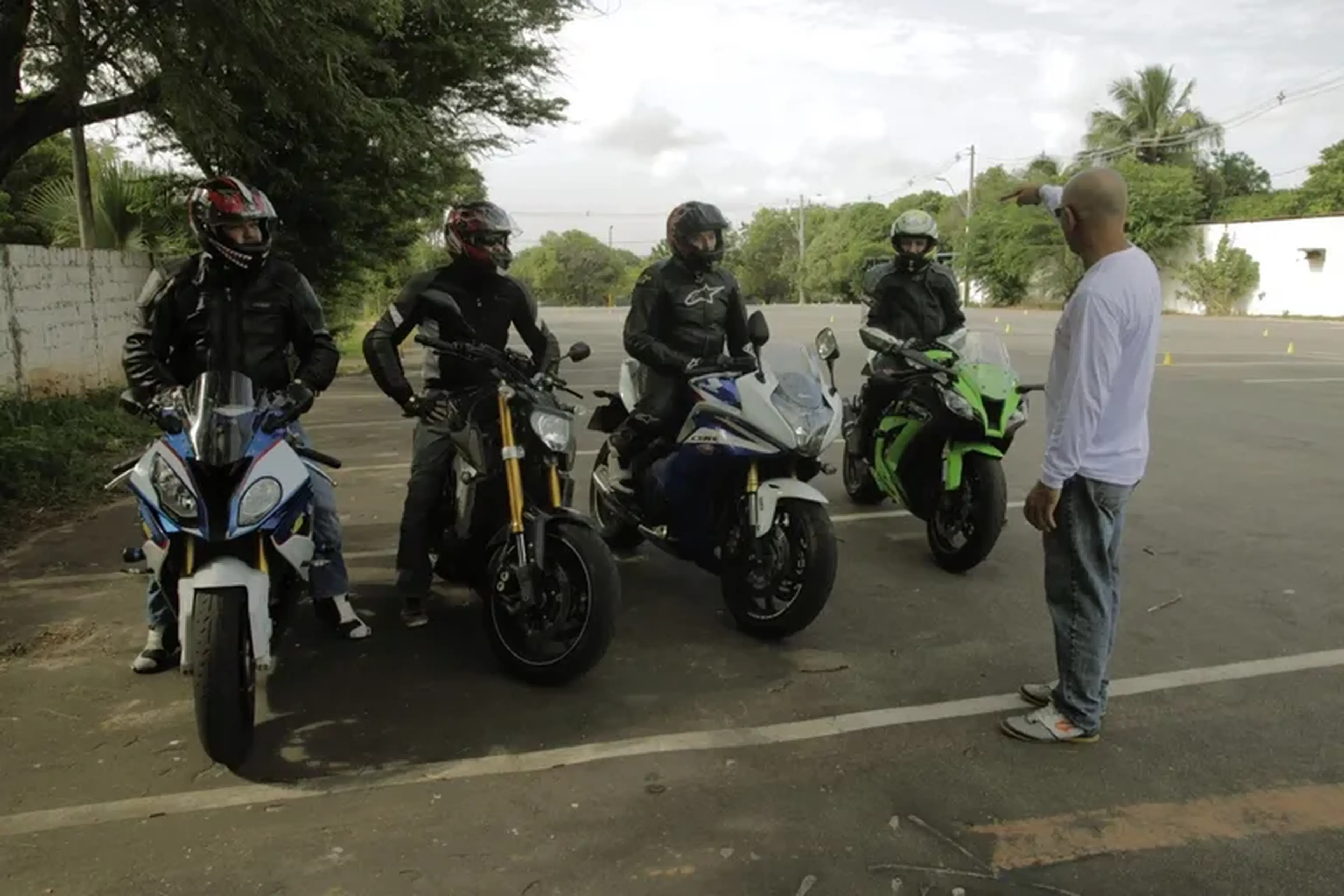 CURSO DE PILOTAGEM EM GRUPO imagem
