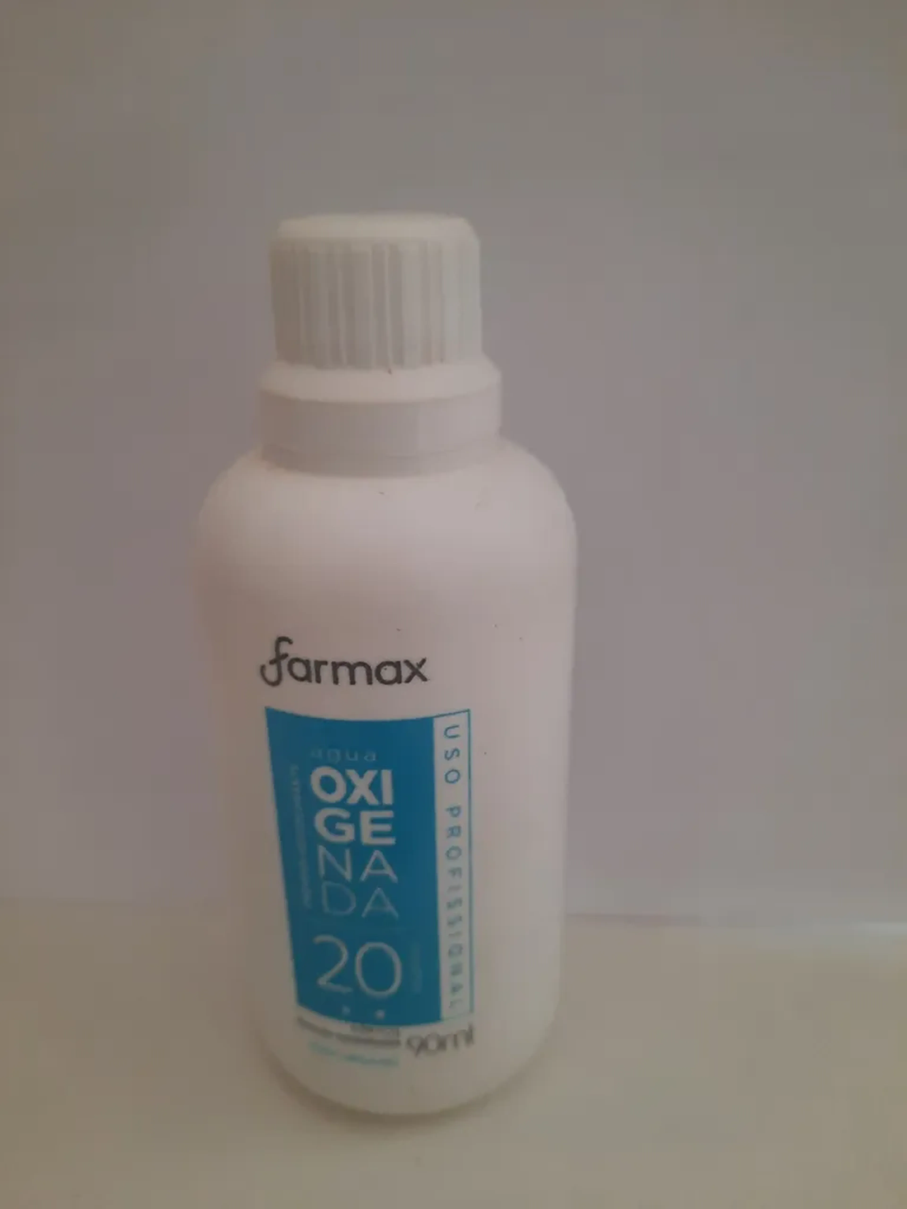 Agua oxigenada volume 20 imagem