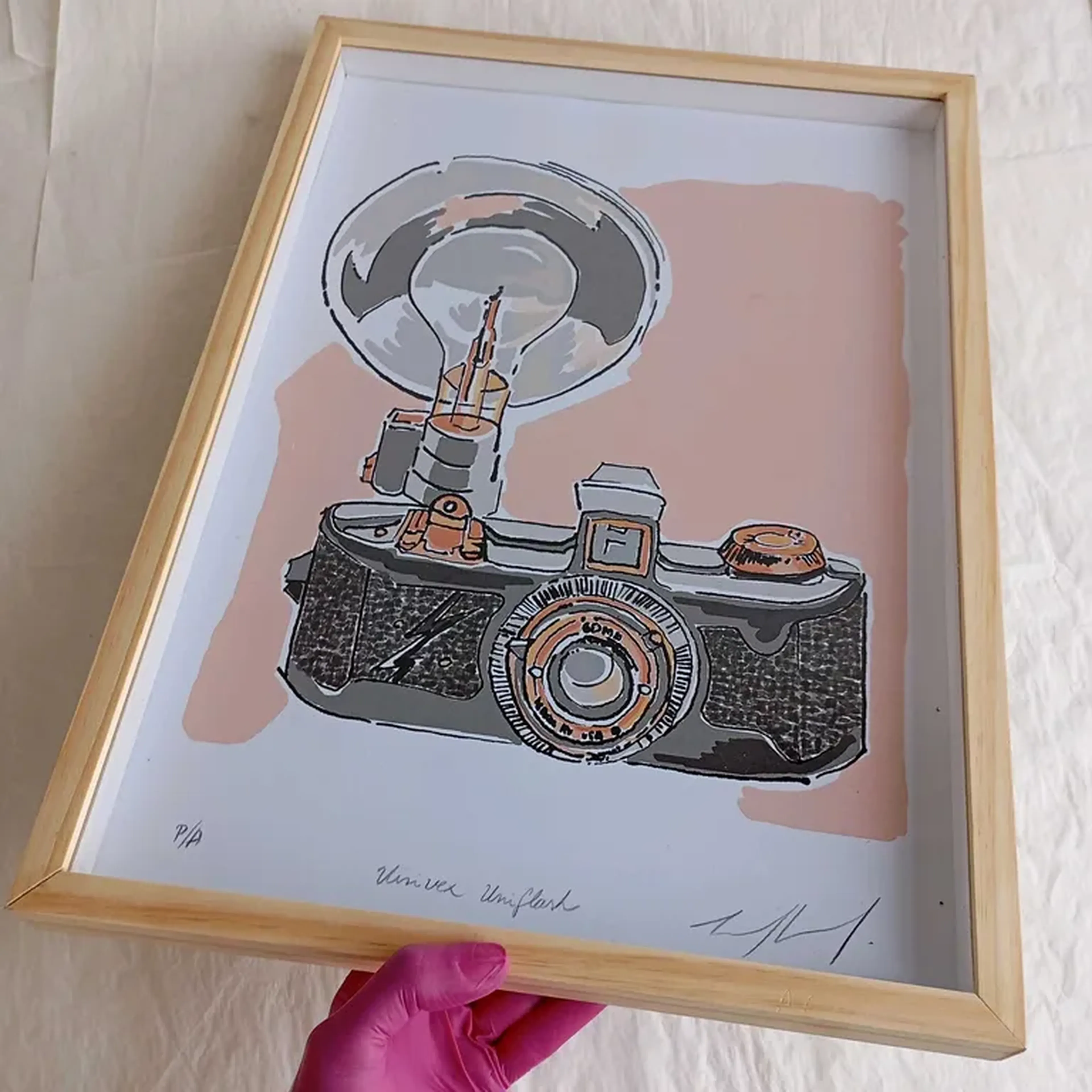 We Love Cameras - Uniflash - 30 x 42 cm moldura alta imagem