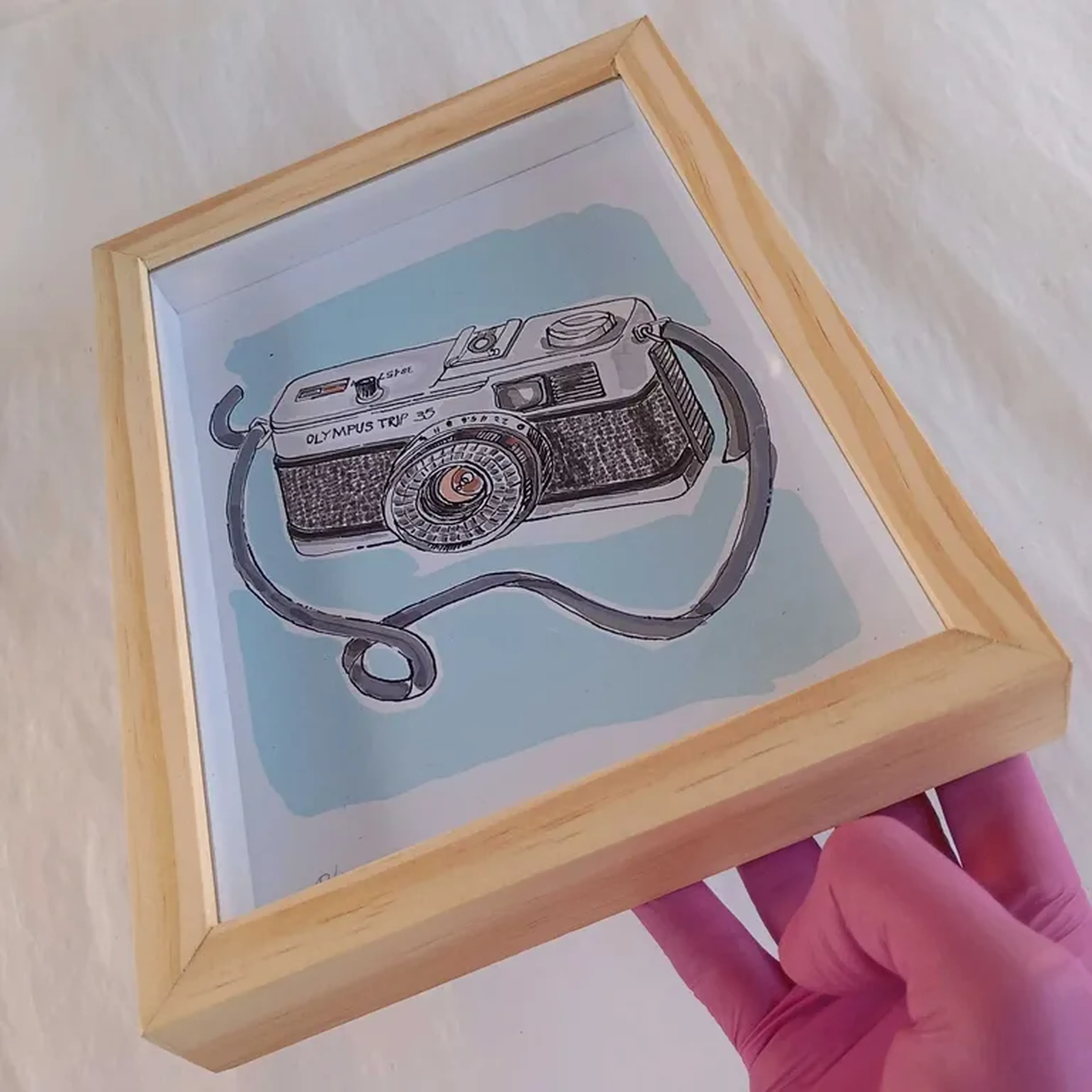 We Love Cameras - Olimpus Trip 35 - 15x21 cm moldura alta imagem