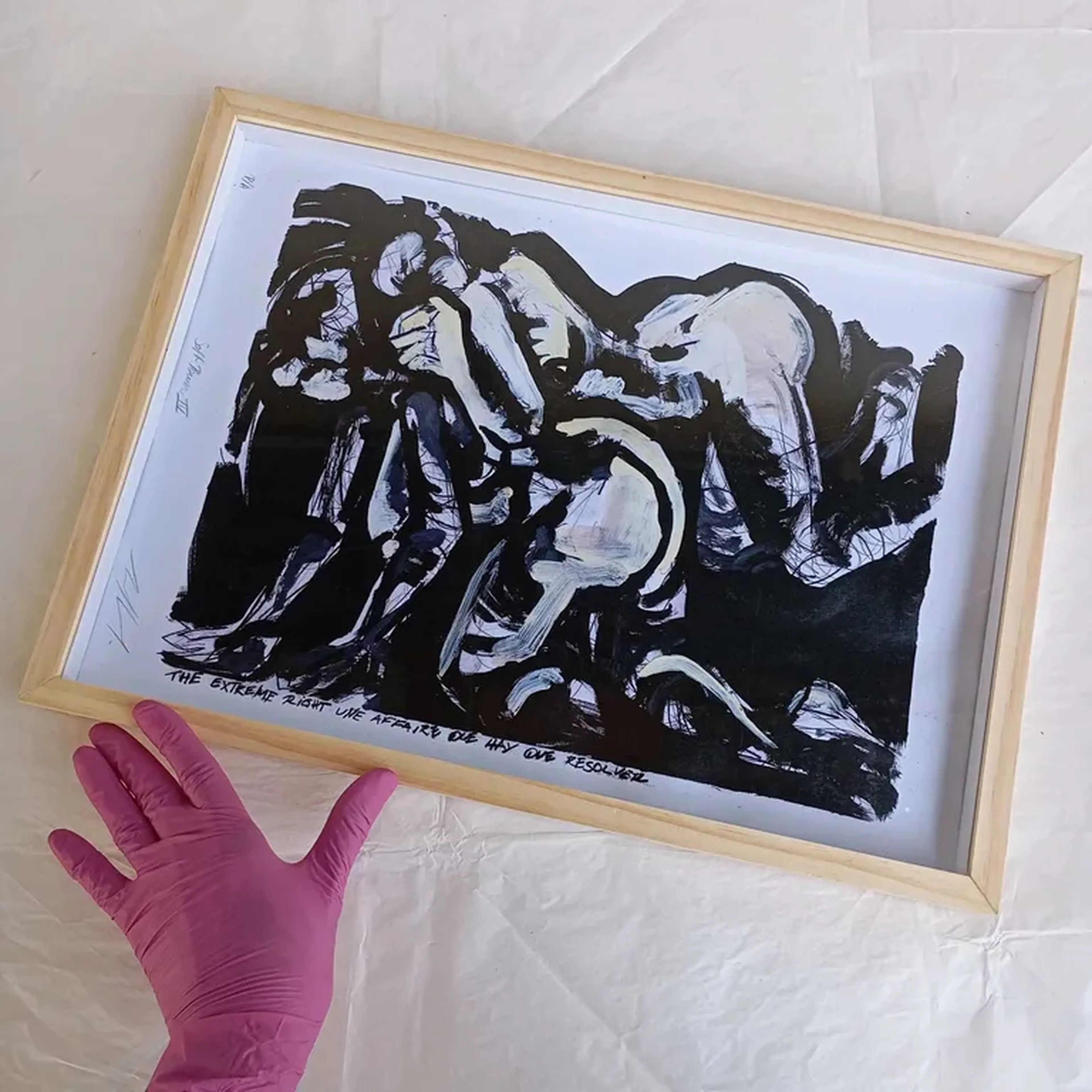 Soft Power IV - 30 x 42 cm moldura alta imagem