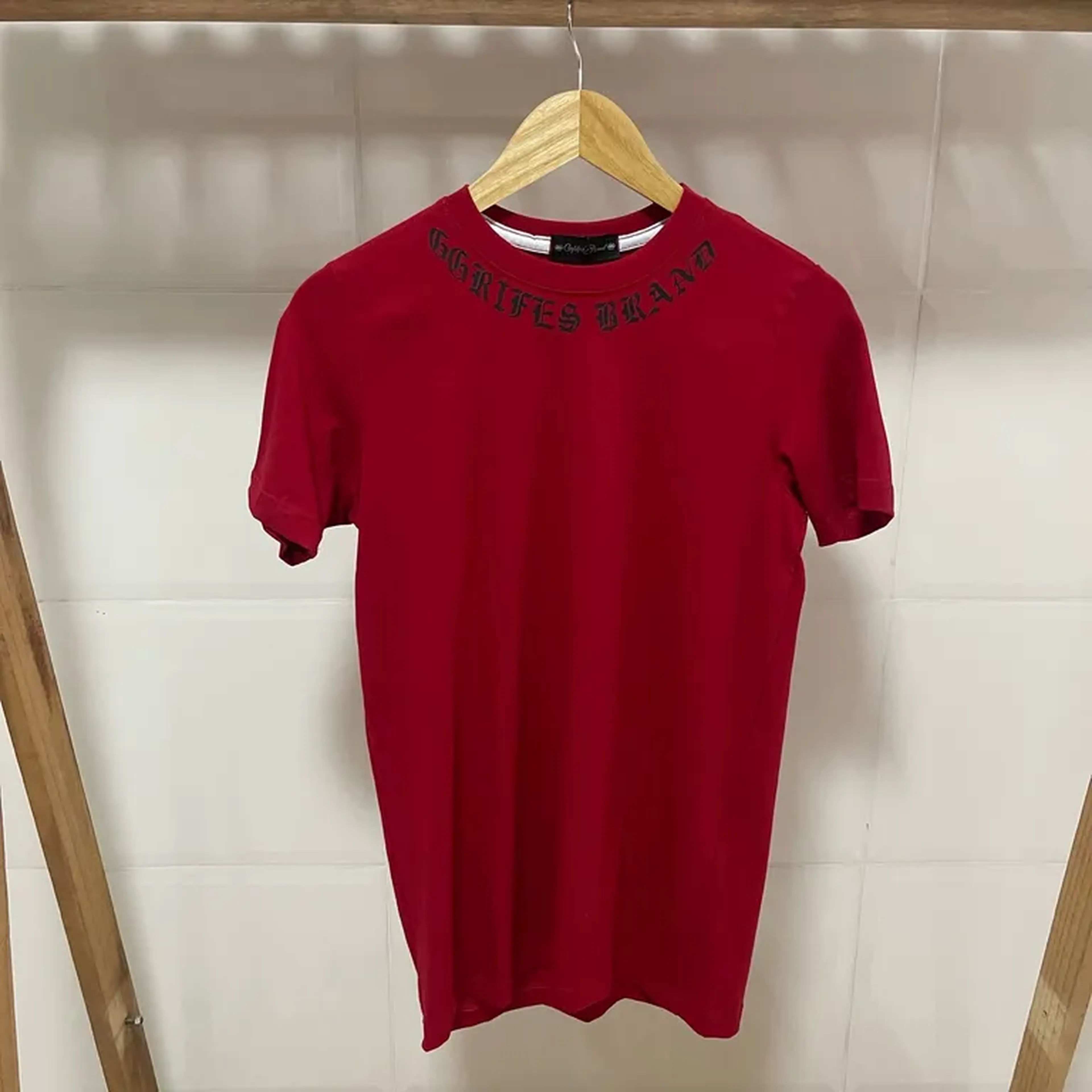 T-shirt Longline Ggrifes (vermelha) imagem