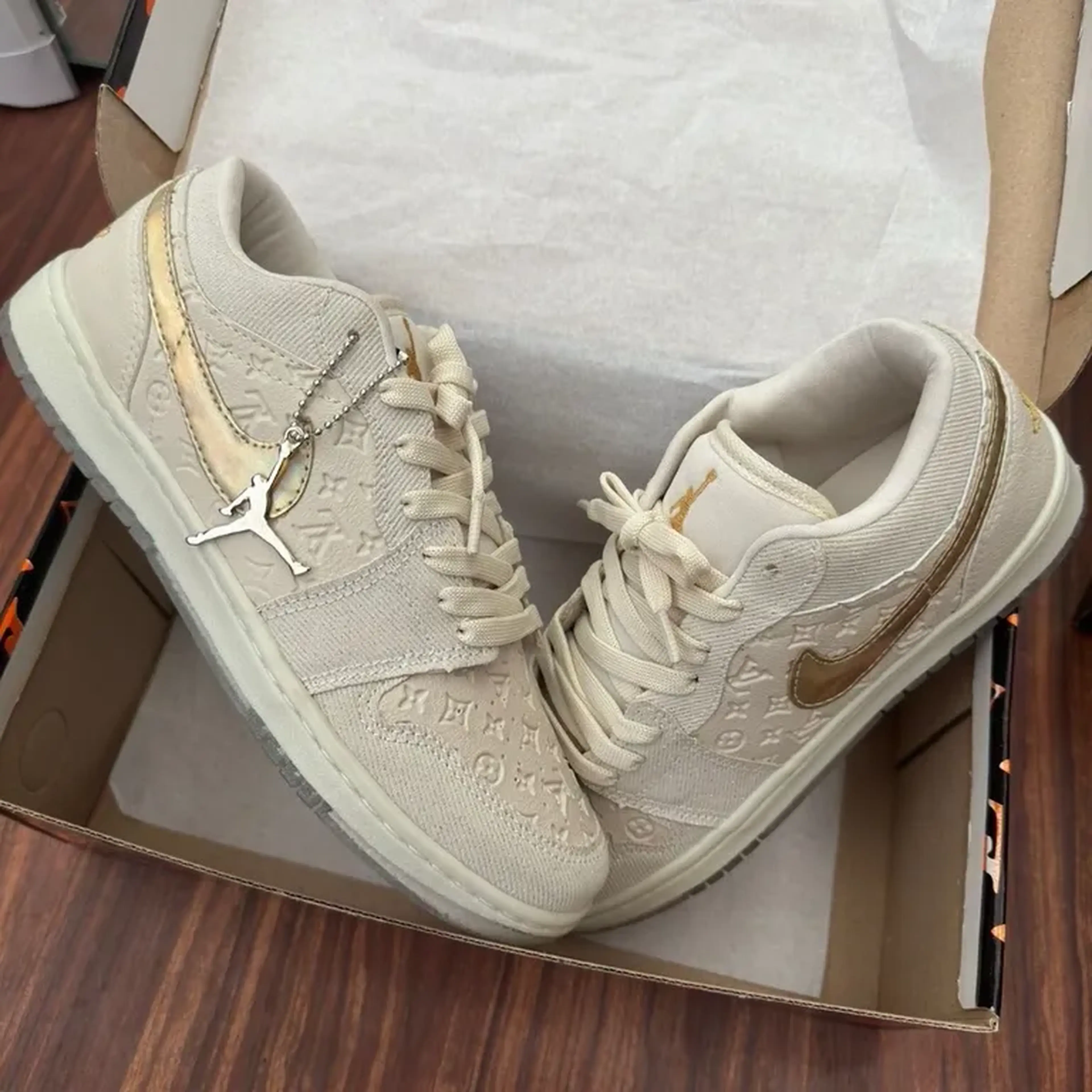 Nike Jordan Louis Vuitton imagem