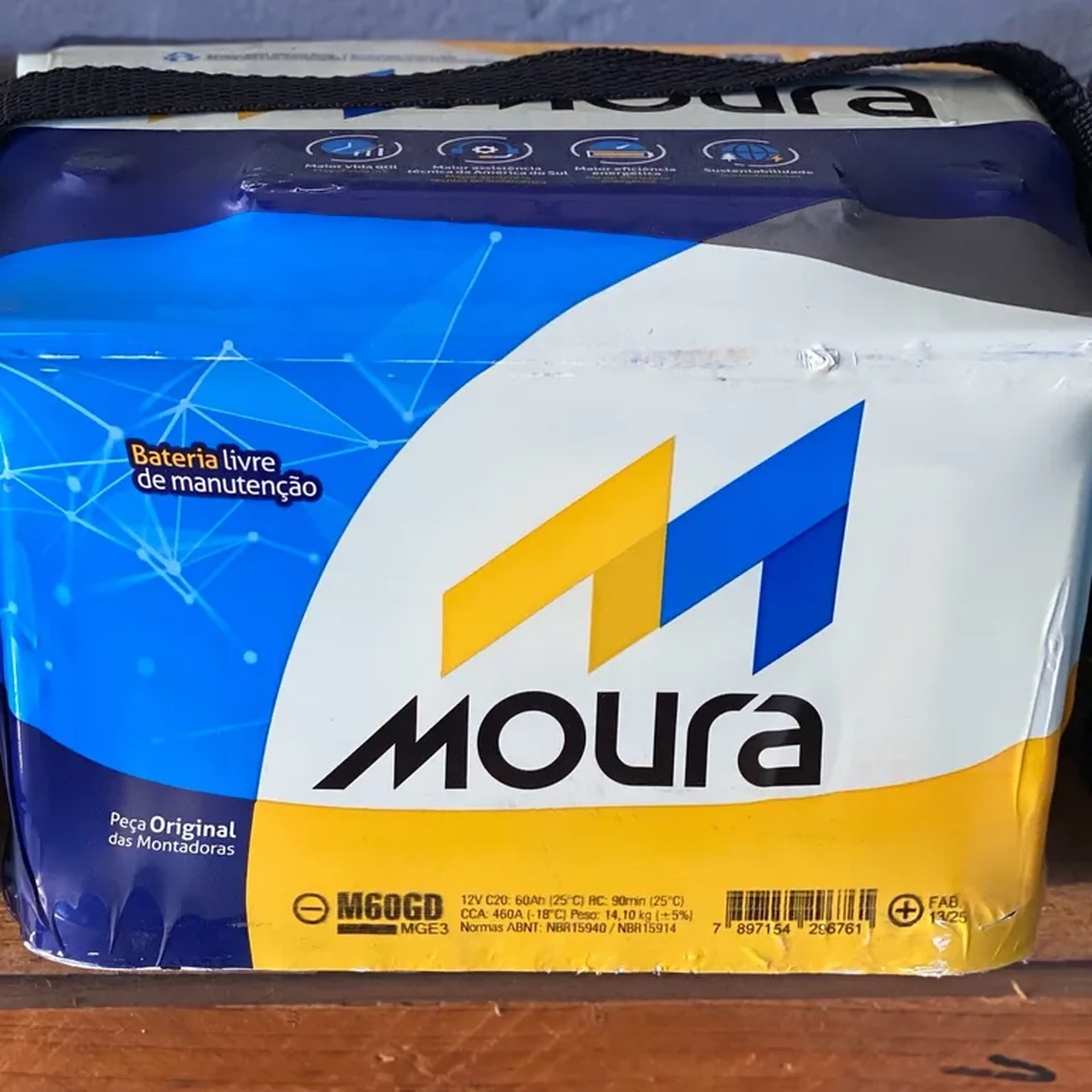 Moura 12v 60Ah 460A - automotiva - garantia 24 meses. imagem