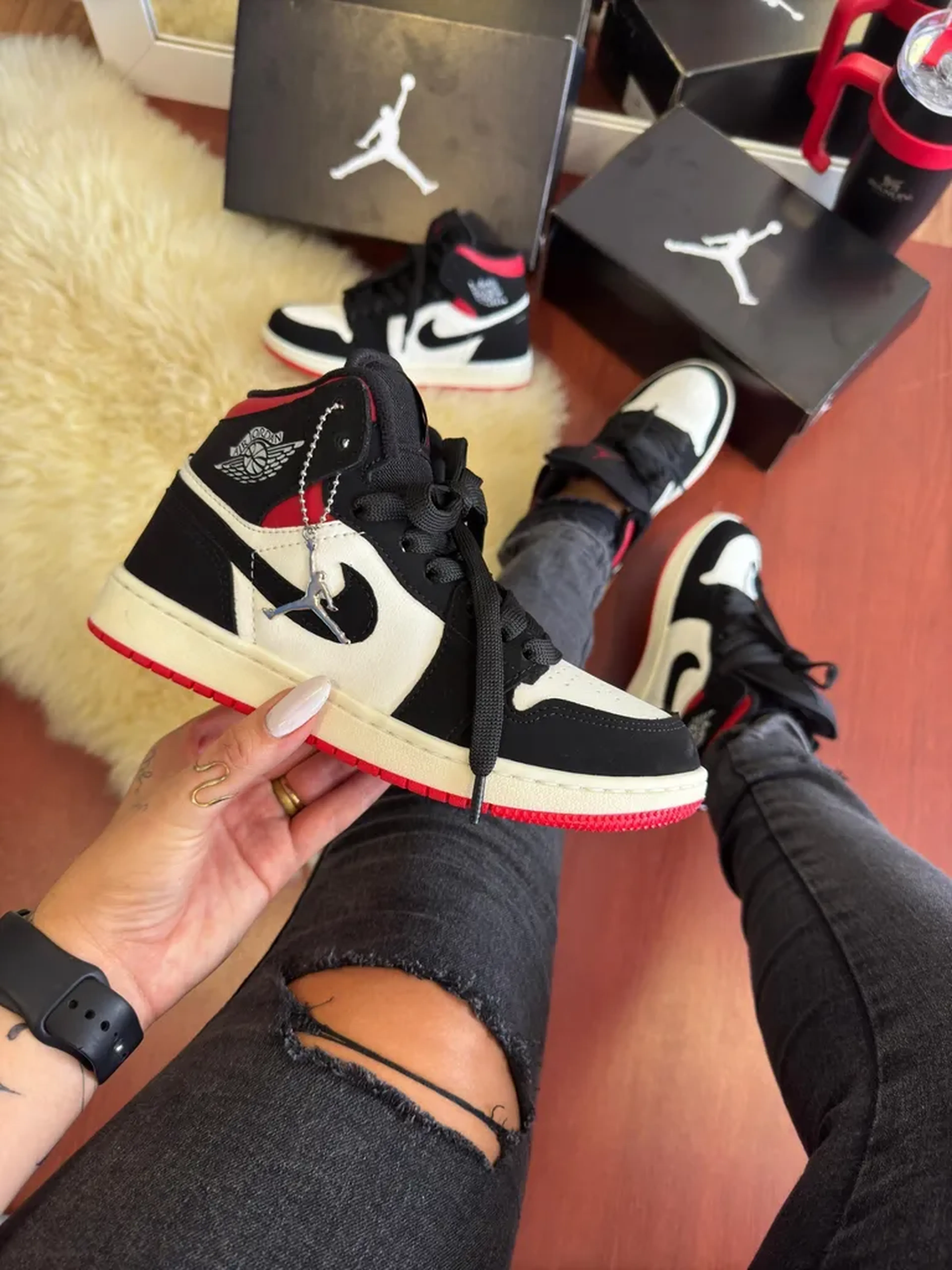 Bota Jordan Prime imagem