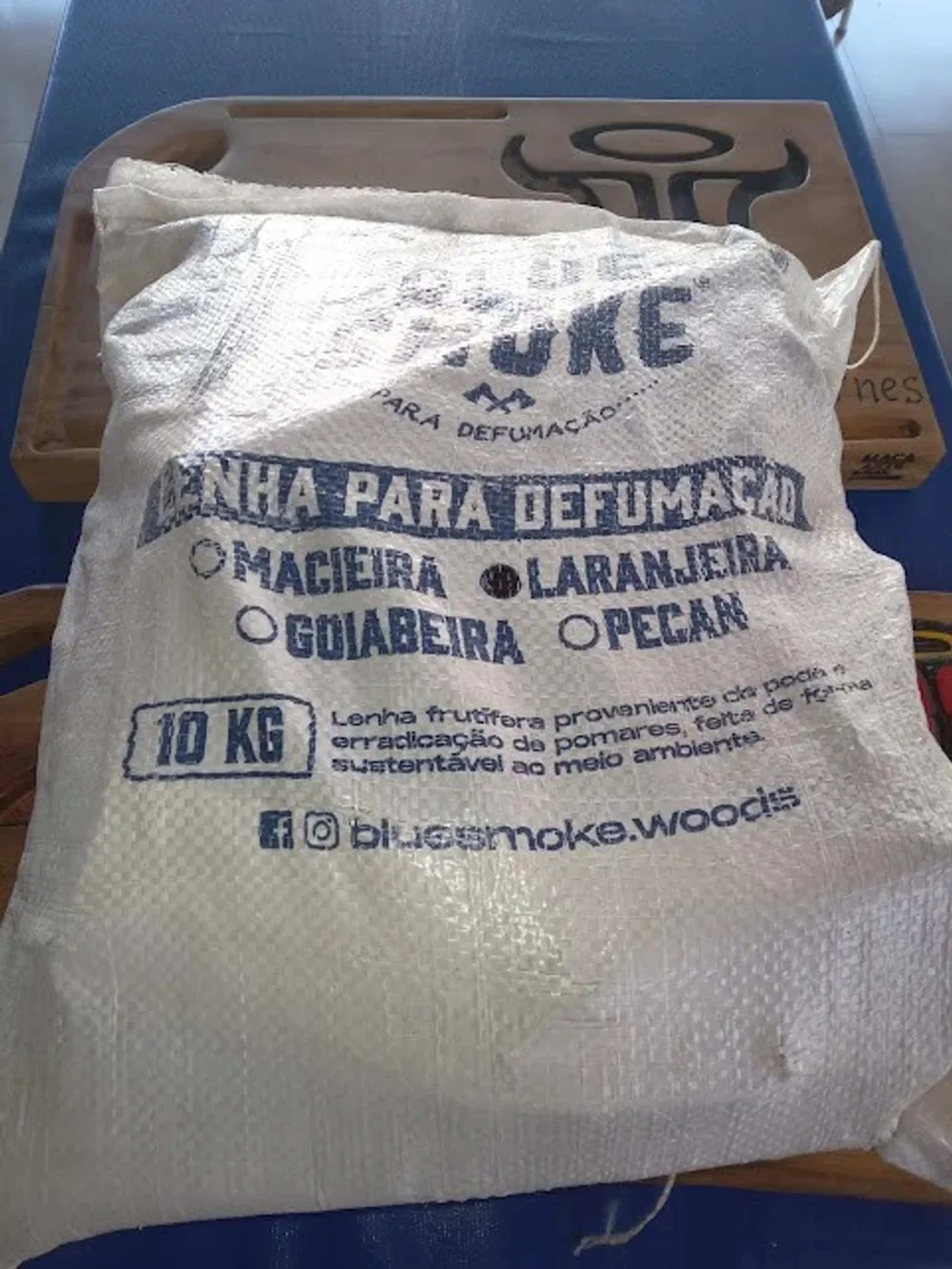 Lenha em Toras 30cm de Macieira 10kg imagem