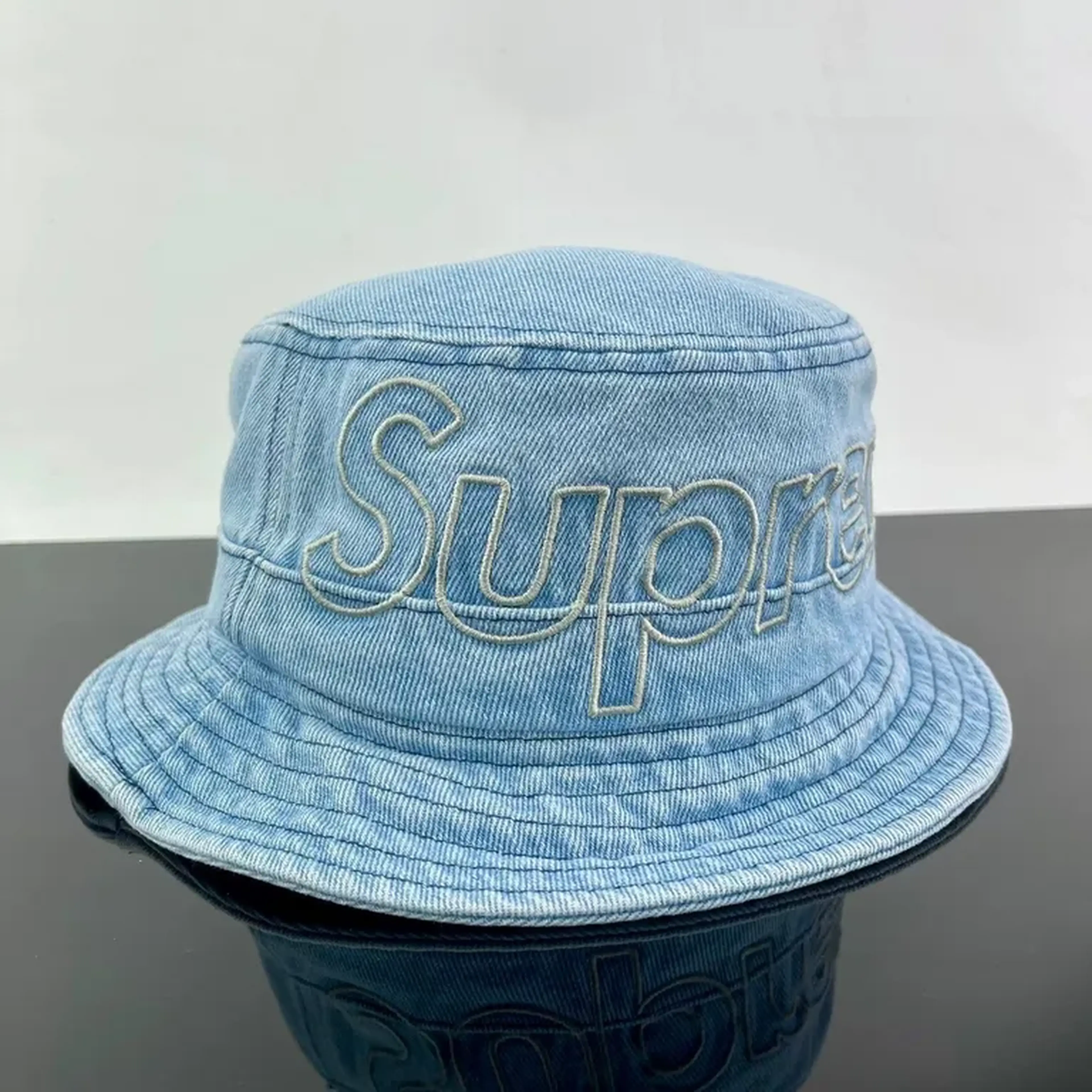 Bucket Supreme - 23SS Outline Crusher imagem