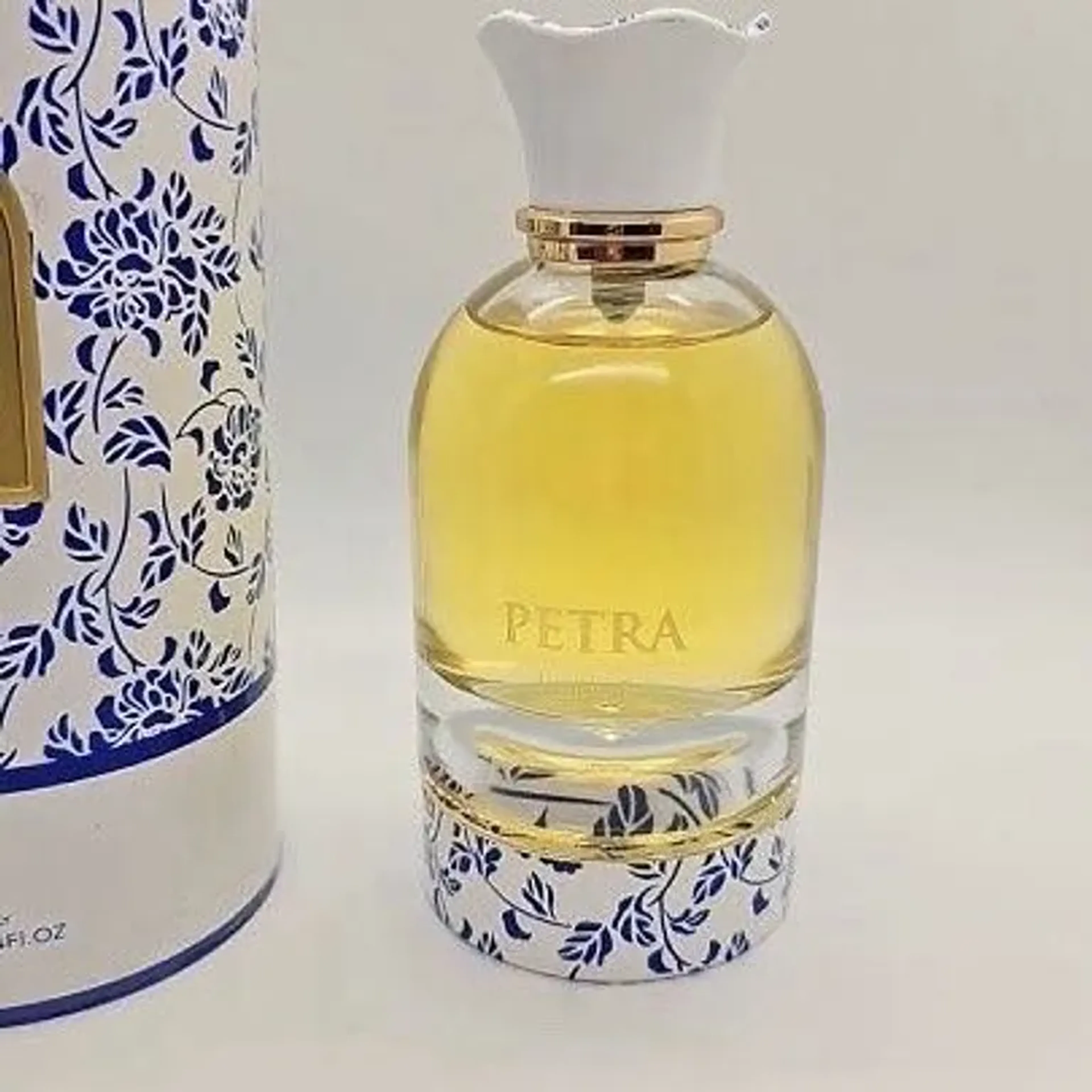 Perfume Petra lattafa-100 ml imagem